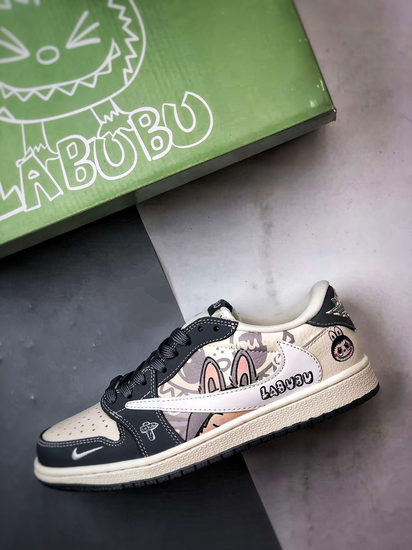 290 Air Jordan 1 Low ”高端定制” 拉布布涂鸦米白灰倒钩 DZ1888-094