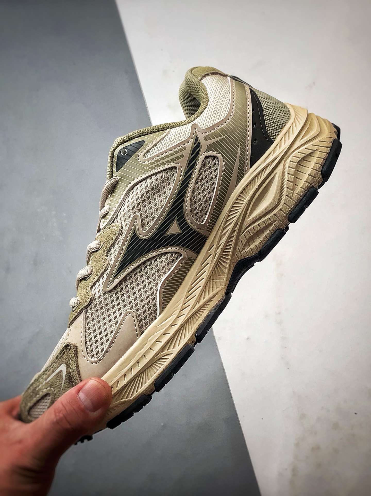 220 Mizuno Racer S 卡其浅绿 美津浓复古低帮透气休闲跑步鞋