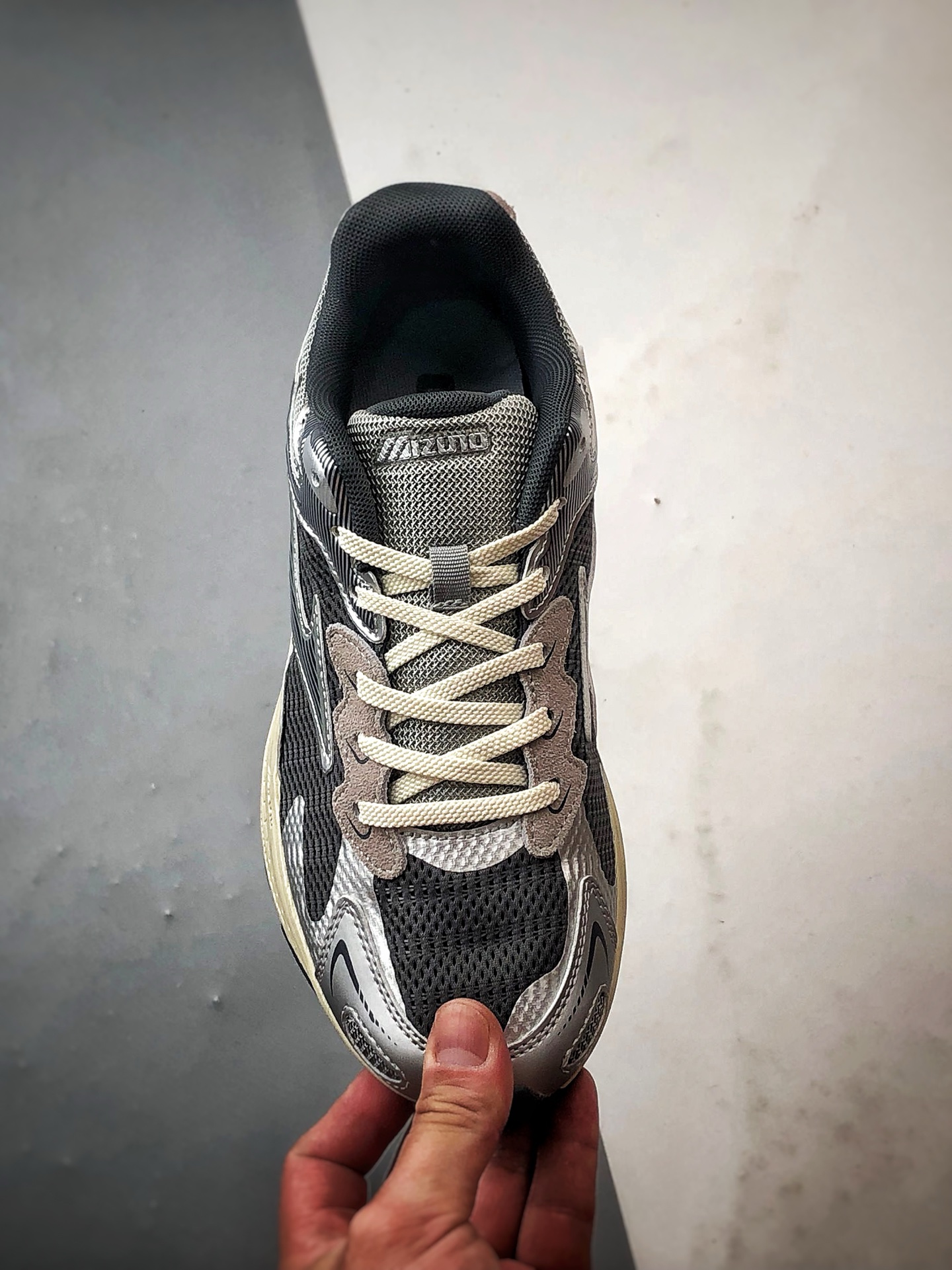 220 Mizuno Racer S 银灰 美津浓复古低帮透气休闲跑步鞋