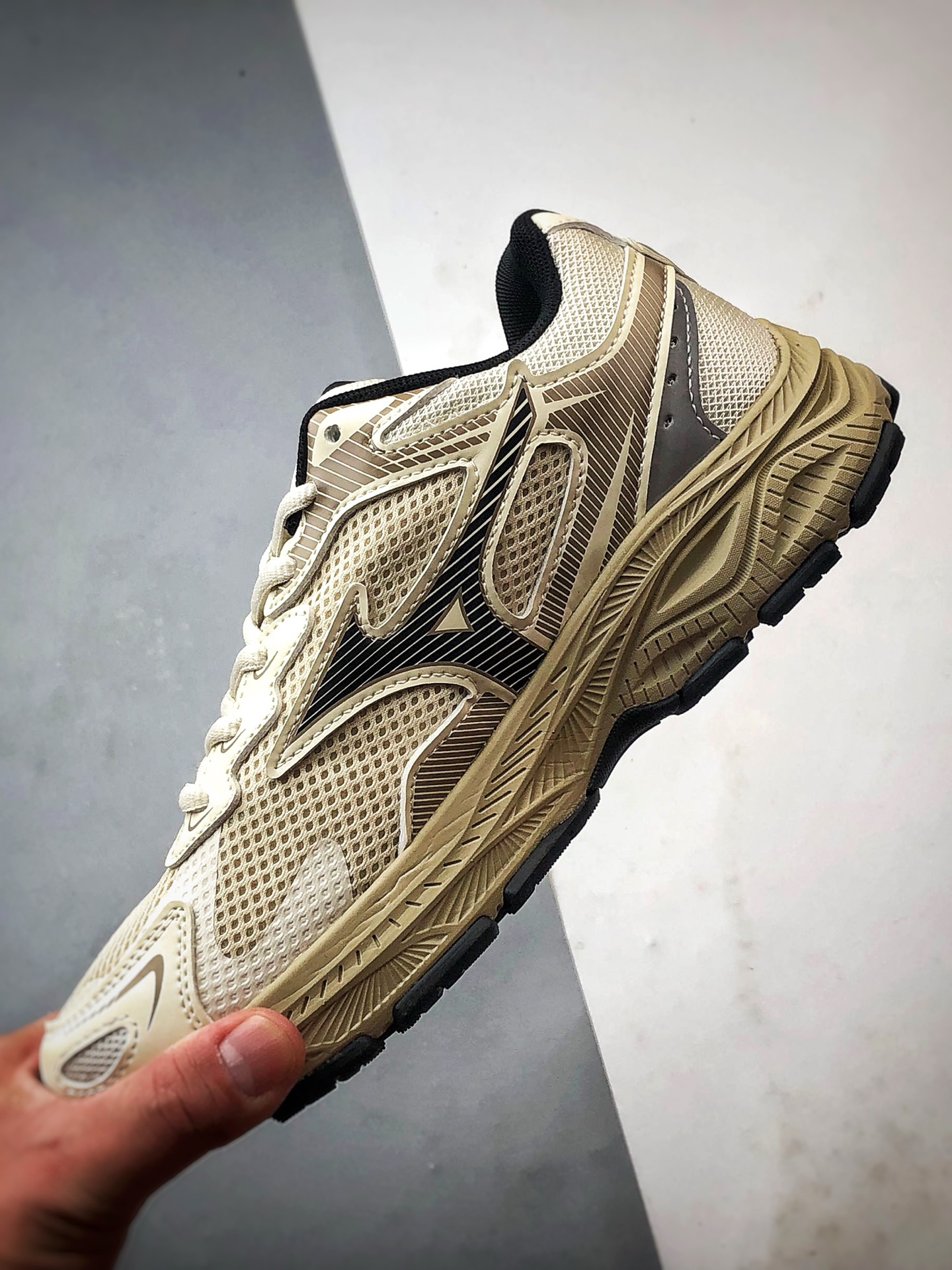 220 Mizuno Racer S 灰黑 美津浓复古低帮透气休闲跑步鞋 美津浓（Mizuno）