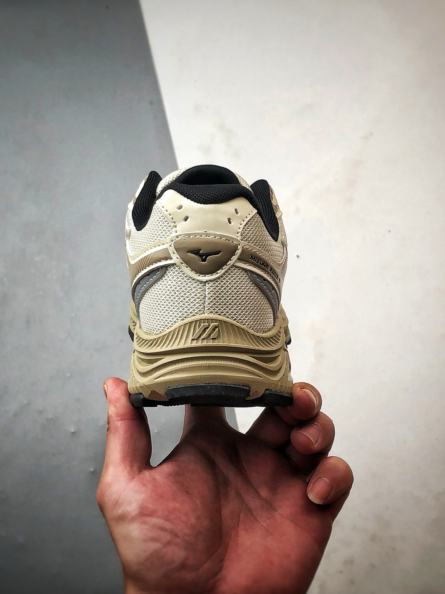 220 Mizuno Racer S 灰黑 美津浓复古低帮透气休闲跑步鞋 美津浓（Mizuno）