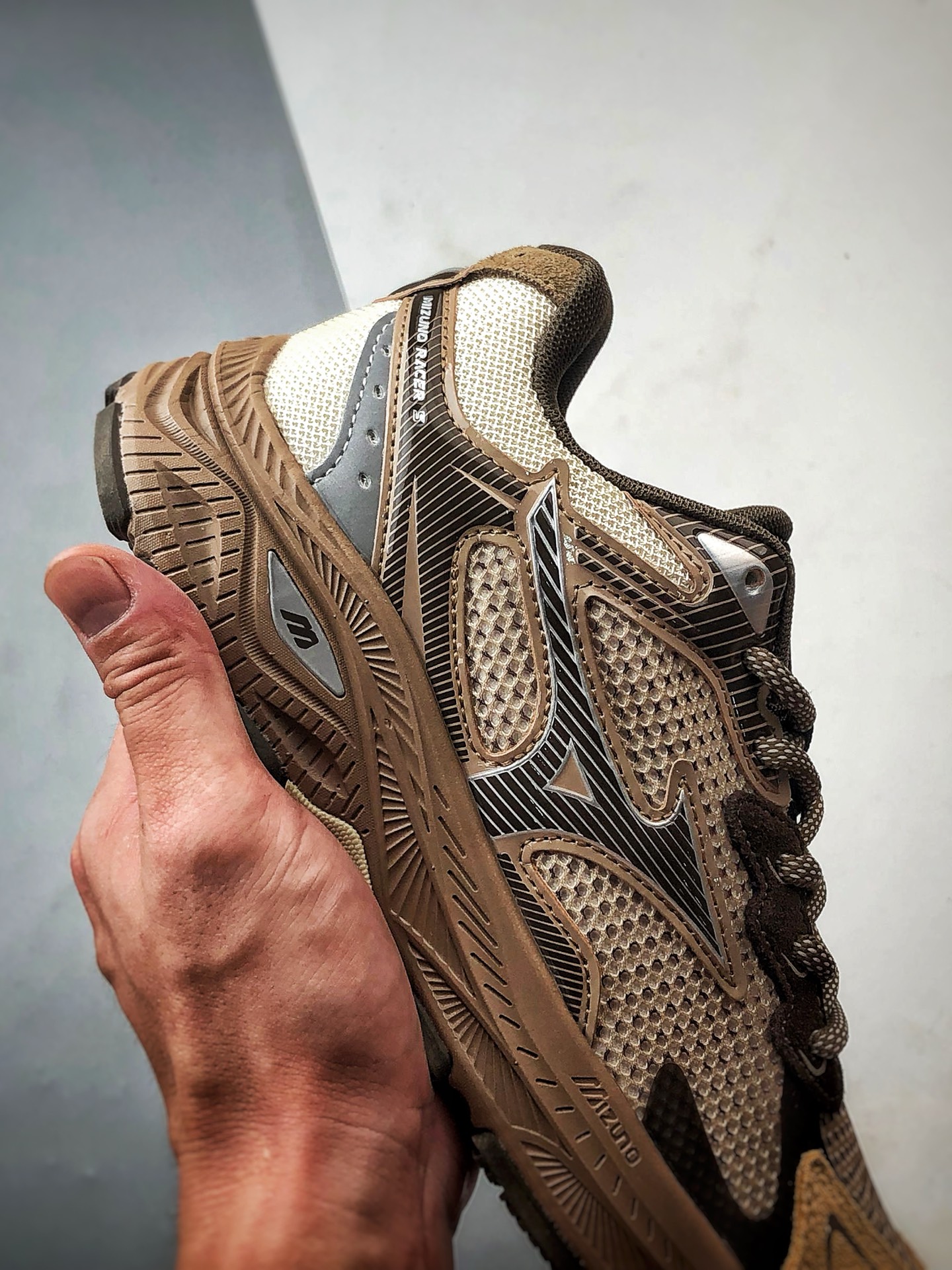 220 Mizuno Racer S 栗色 美津浓复古低帮透气休闲跑步鞋