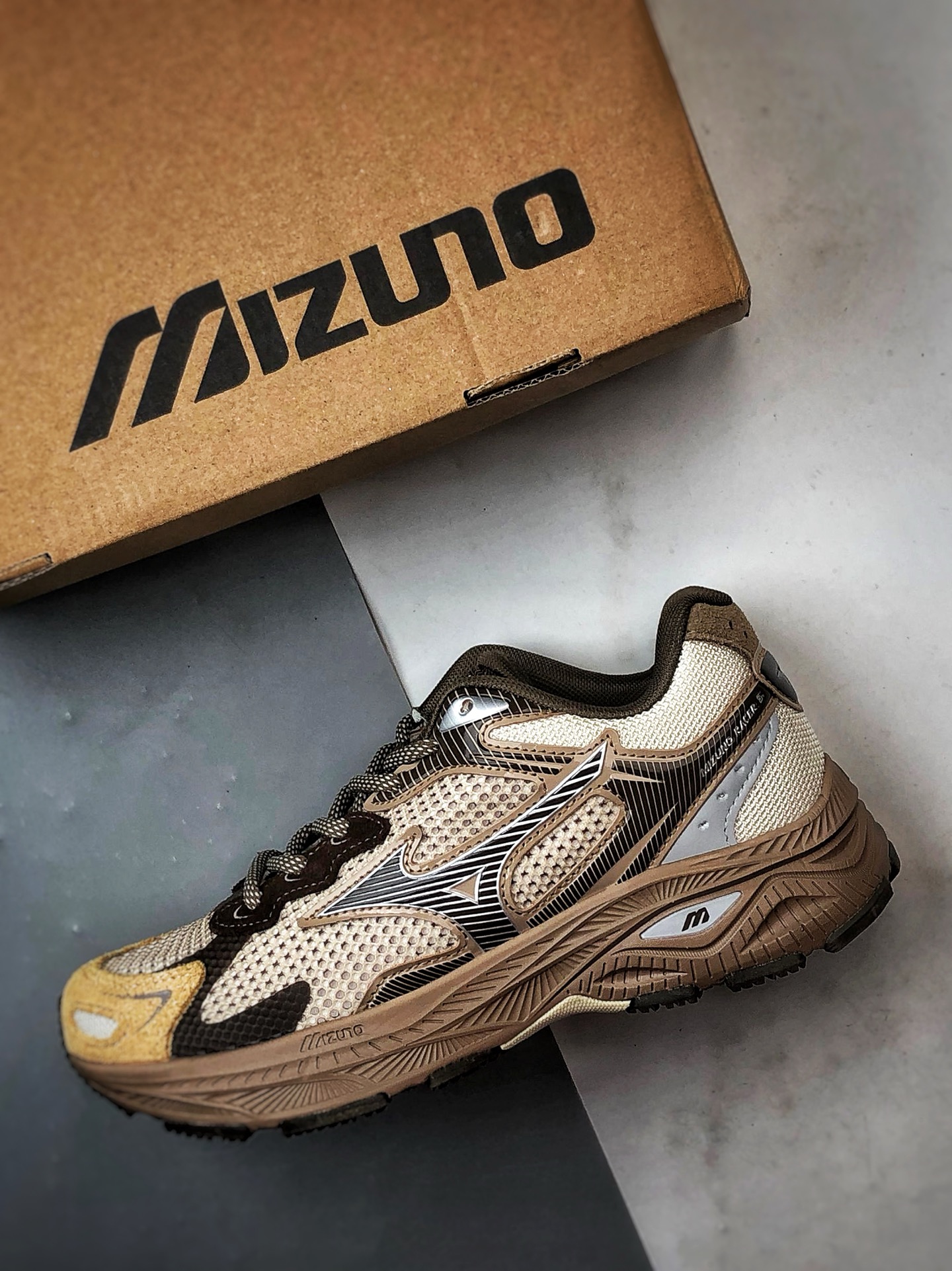 220 Mizuno Racer S 栗色 美津浓复古低帮透气休闲跑步鞋