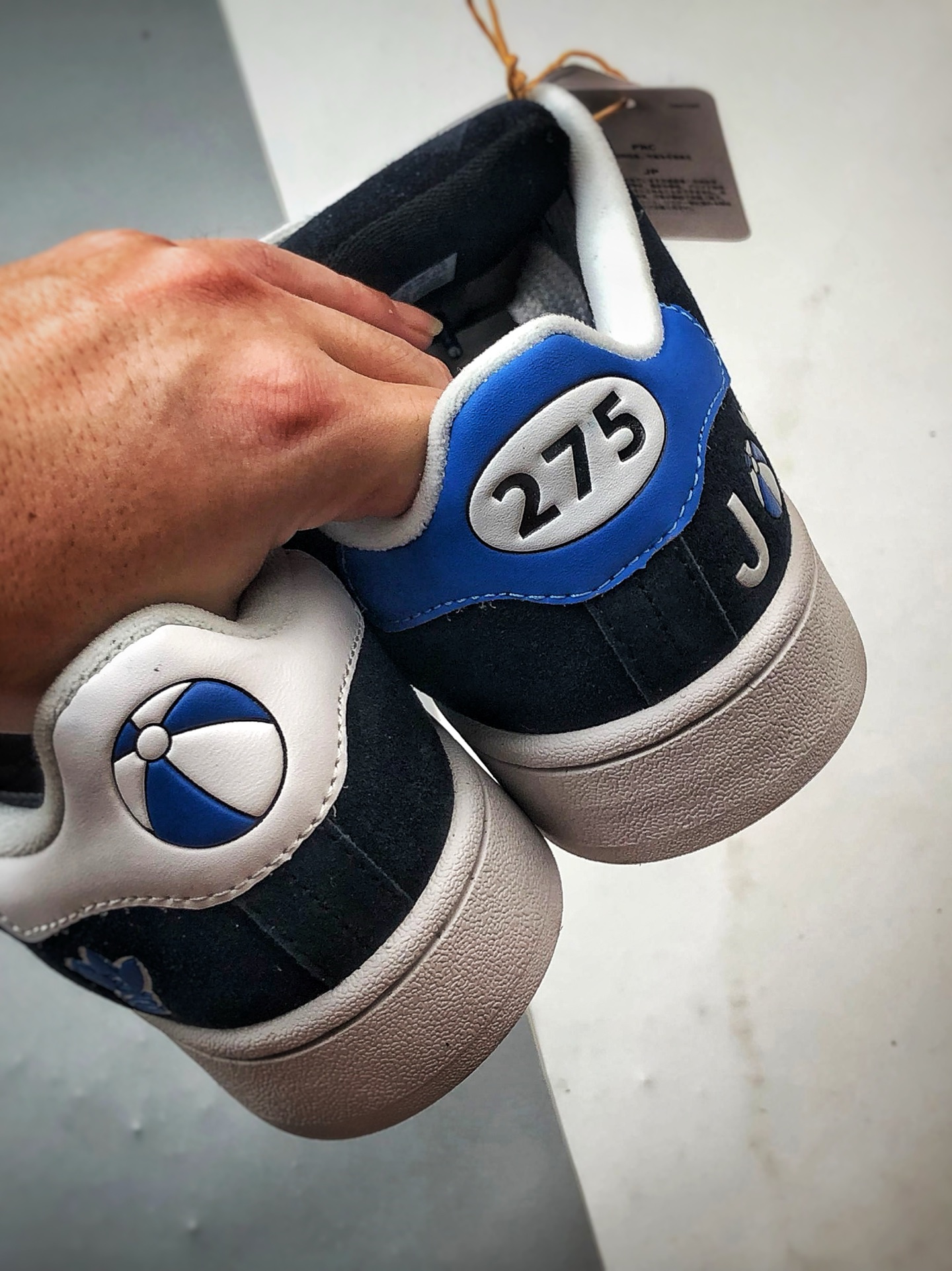 180 AD Originals Campus 00s 黑白 复古潮流休闲面包鞋 ID7716