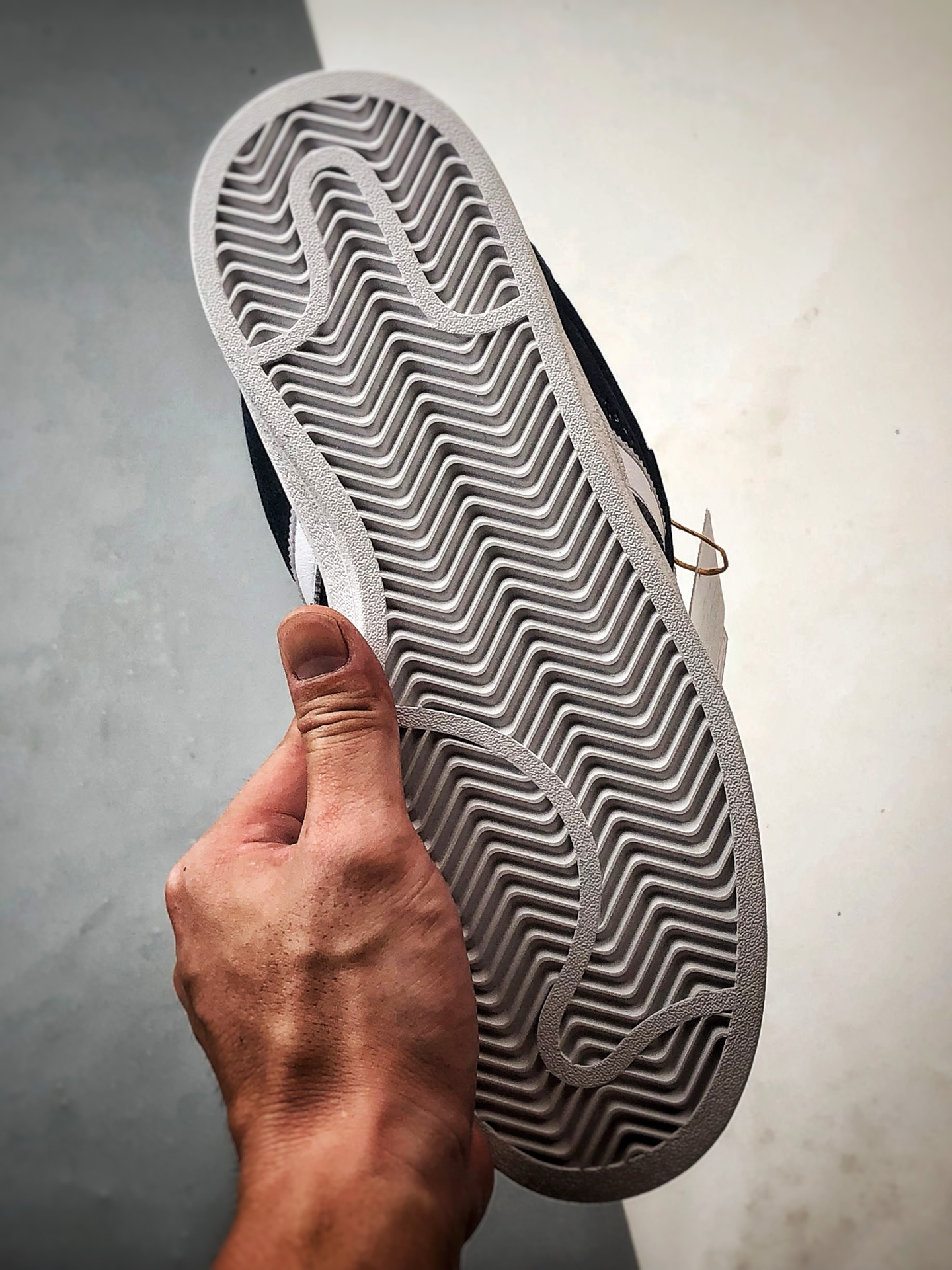 180 AD Originals Campus 00s 黑白 复古潮流休闲面包鞋 ID7716