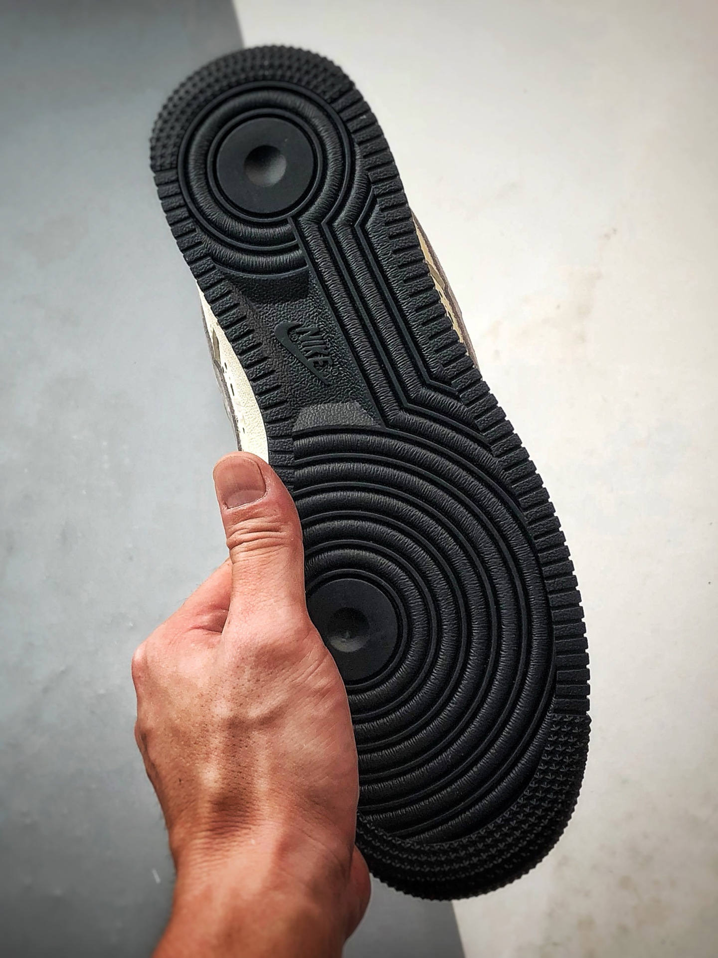 280 Air Force 1 '07 Low 雏菊印花白黑灰 QW5606-265