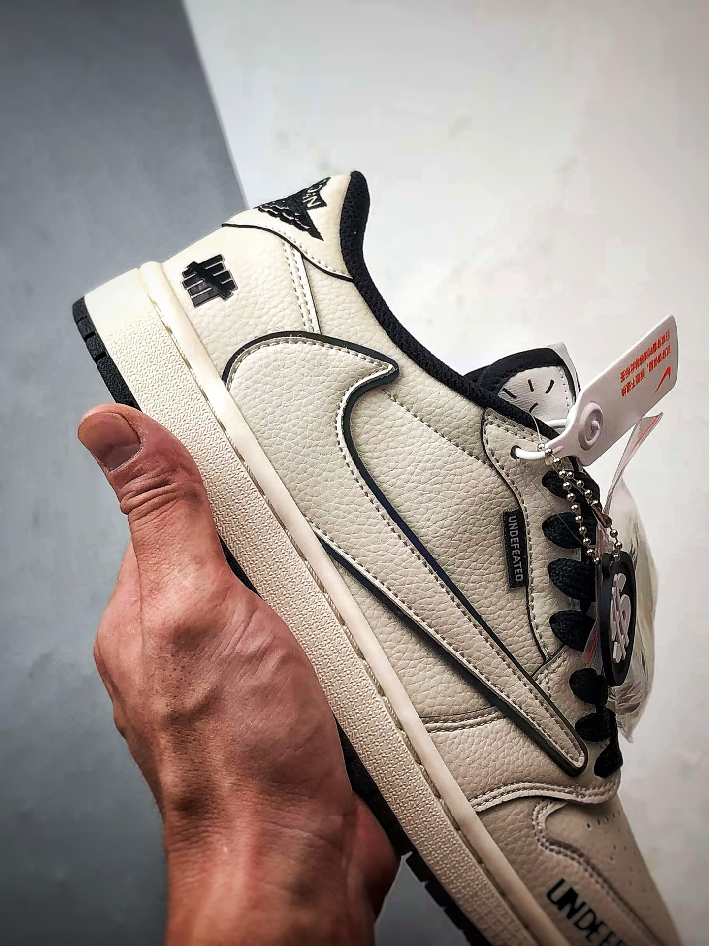 300 Air Jordan 1 Low ”高端定制” 五道杠米白黑倒钩 DF1845-536