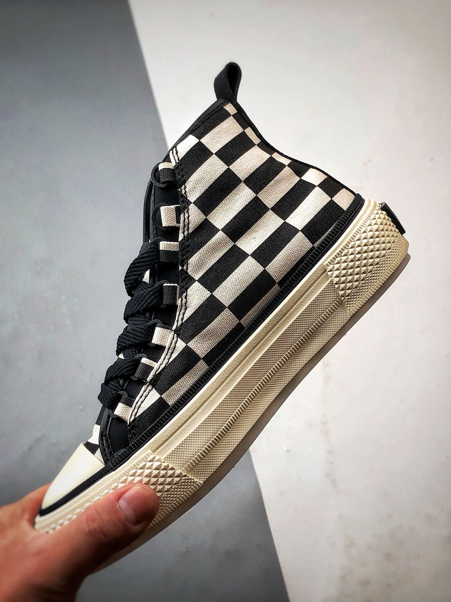 220 AMIRI Ma Court Hi 黑白棋盘格 埃米尔情侣款厚底刺绣复古休闲鞋 MFS010-111-Chinese UA Cheap High Quatity Brand Clothes Bags handbags Sneakers wholesale wholesaler seller from China Factory suppliers Fashion Clothing Shoes best Quality Beautiful Price 220 AMIRI Ma Court Hi 黑白棋盘格 埃米尔情侣款厚底刺绣复古休闲鞋 MFS010-111