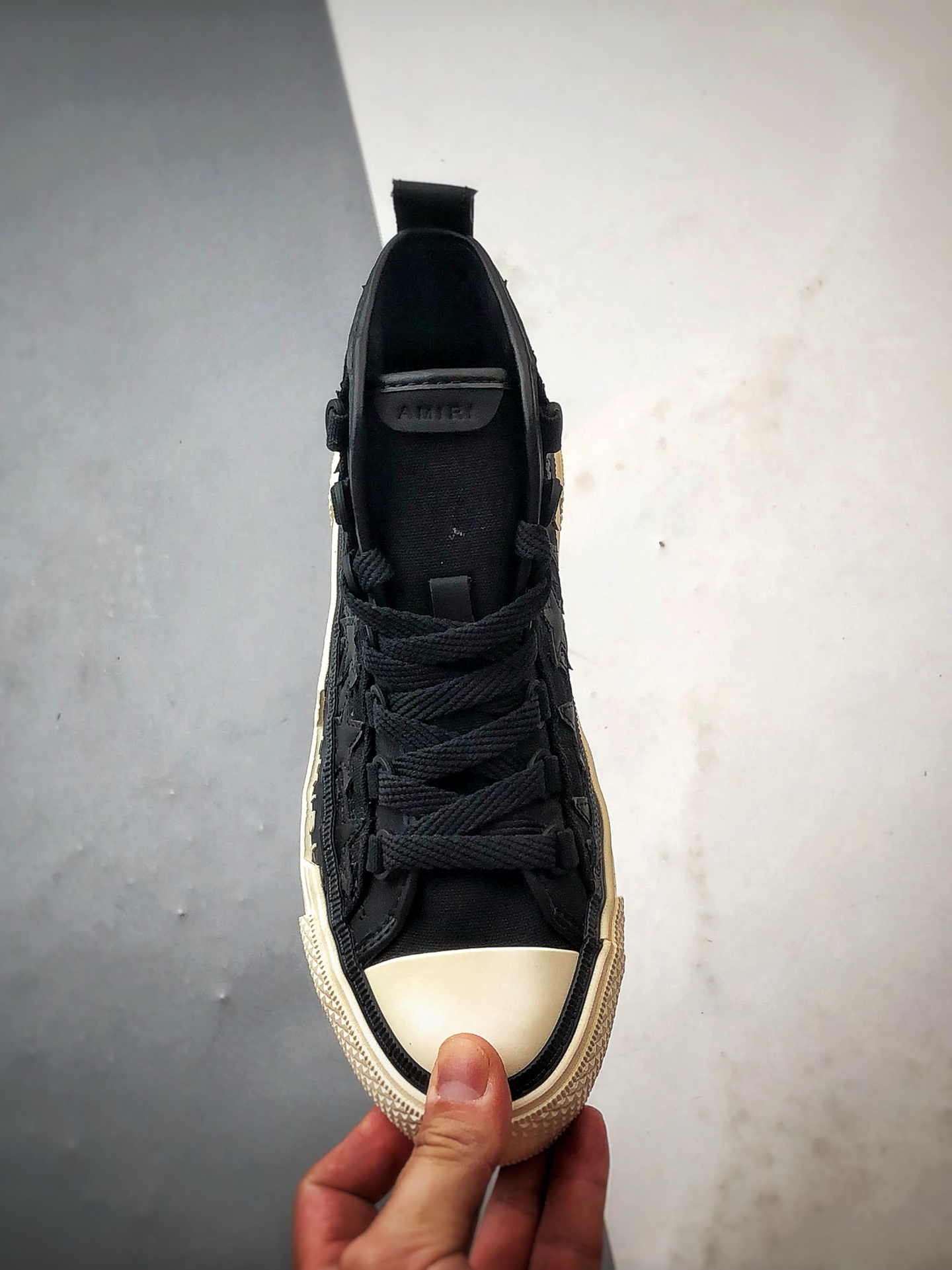 220 AMIRI Court Hi 皮质星星拼接 埃米尔情侣款星星复古休闲滑板鞋 PXMFS003-004-Chinese UA Cheap High Quatity Brand Clothes Bags handbags Sneakers wholesale wholesaler seller from China Factory suppliers Fashion Clothing Shoes best Quality Beautiful Price 220 AMIRI Court Hi 皮质星星拼接 埃米尔情侣款星星复古休闲滑板鞋 PXMFS003-004