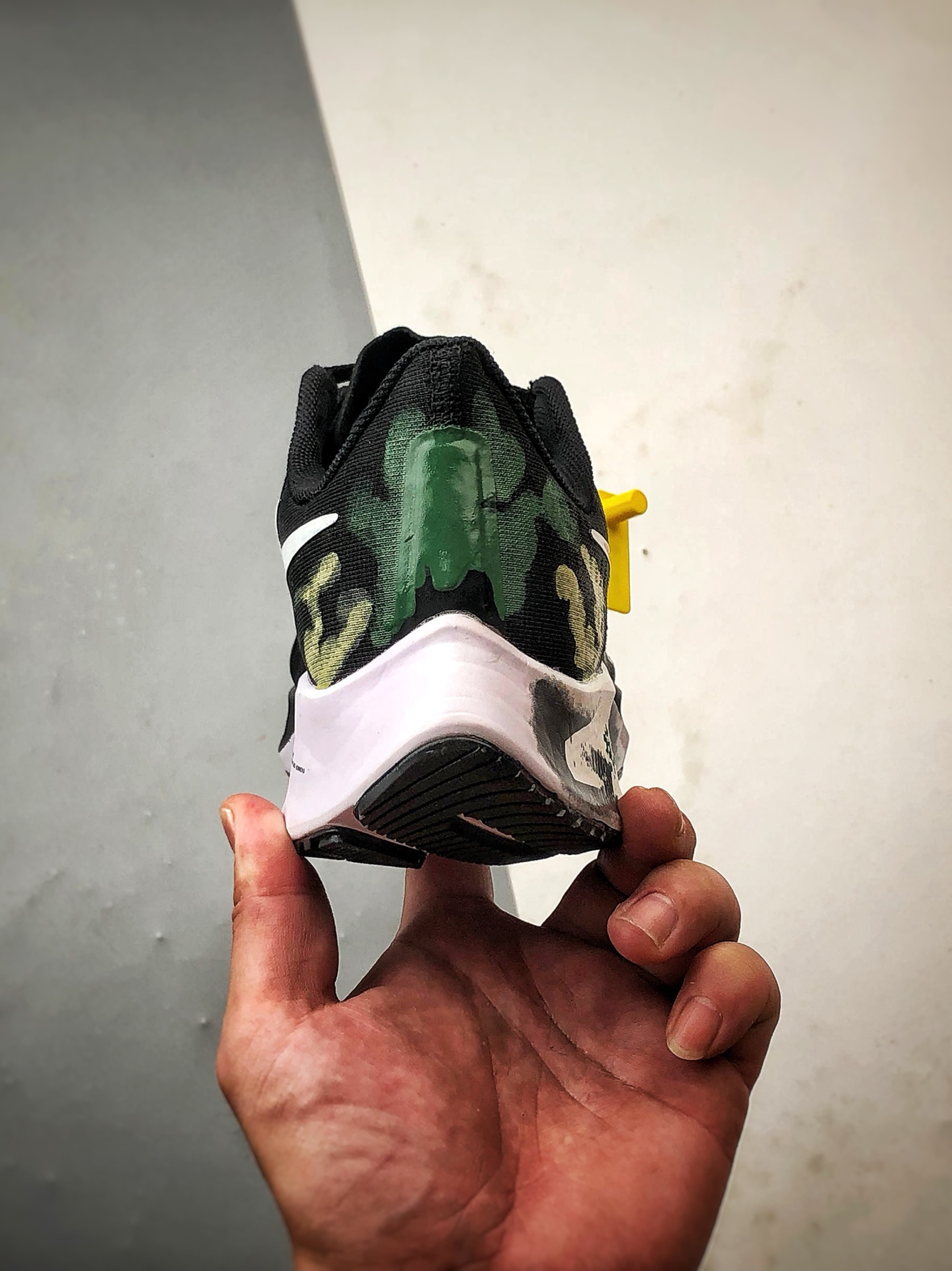 280 定制球鞋 Air Zoom Pegasus 37 精锐之师 黑绿迷彩 潮流简约百搭低帮跑步鞋 BQ9647-220