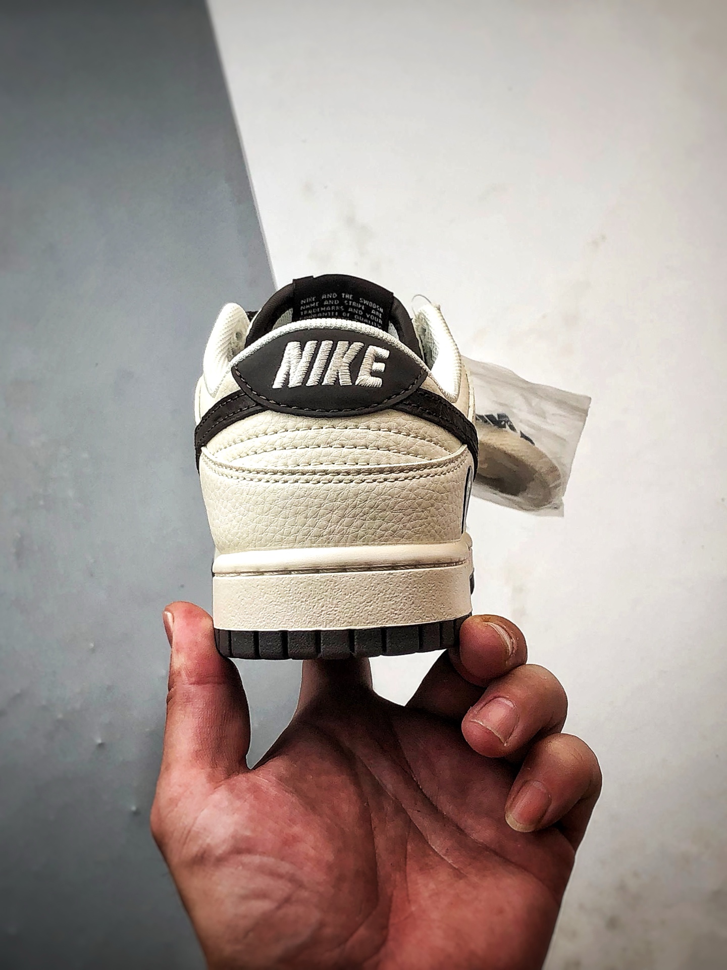 290 NK Dunk Low Retro ”DIY高端定制” Bape米白深棕 低帮休闲运动板鞋 QW5836-016-Chinese UA Cheap High Quatity Brand Clothes Bags handbags Sneakers wholesale wholesaler seller from China Factory suppliers Fashion Clothing Shoes best Quality Beautiful Price 290 NK Dunk Low Retro ”DIY高端定制” Bape米白深棕 低帮休闲运动板鞋 QW5836-016