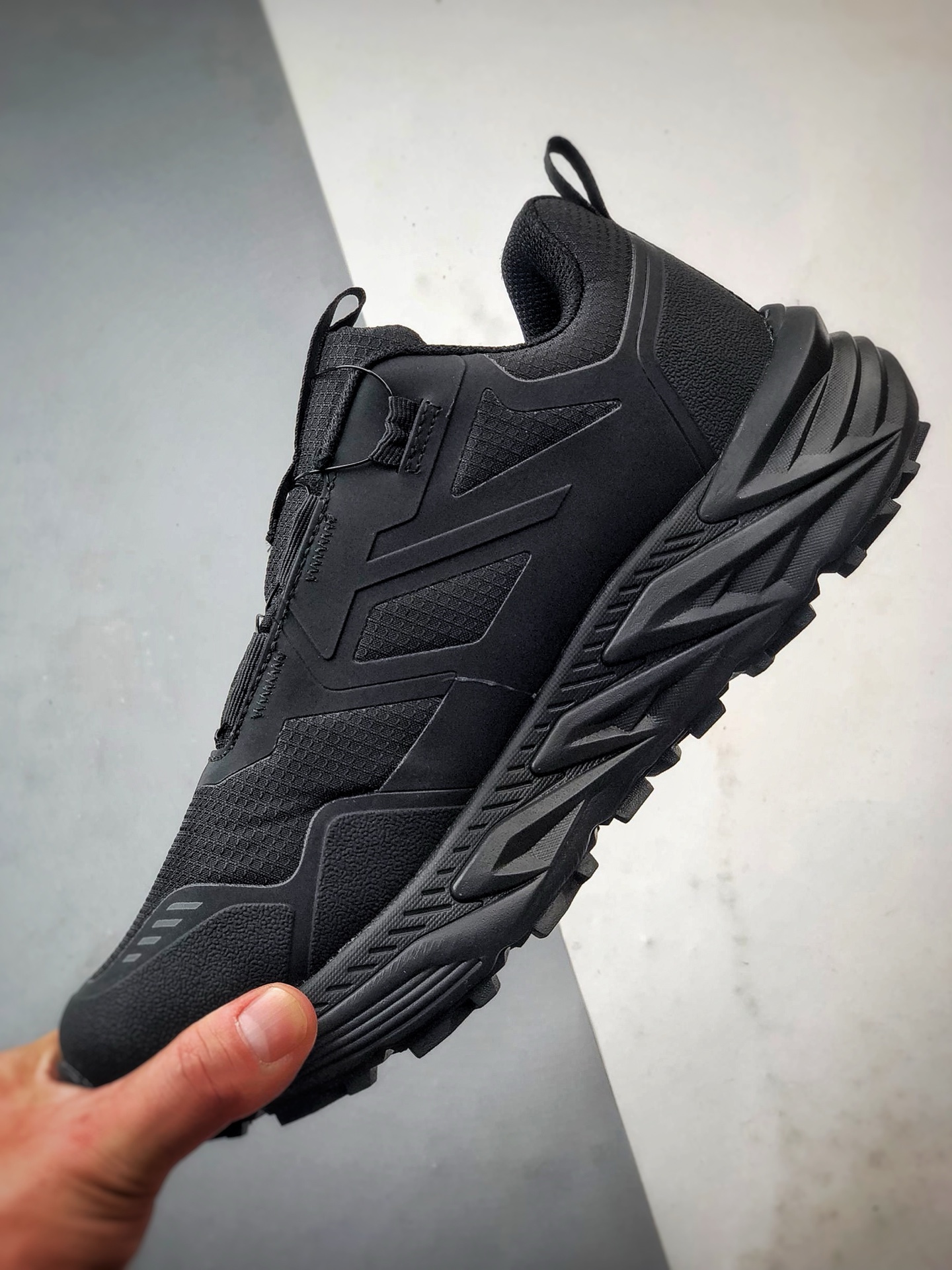 260 北面The North Face 黑色 乐斯菲斯户外运动登山越野徒步鞋