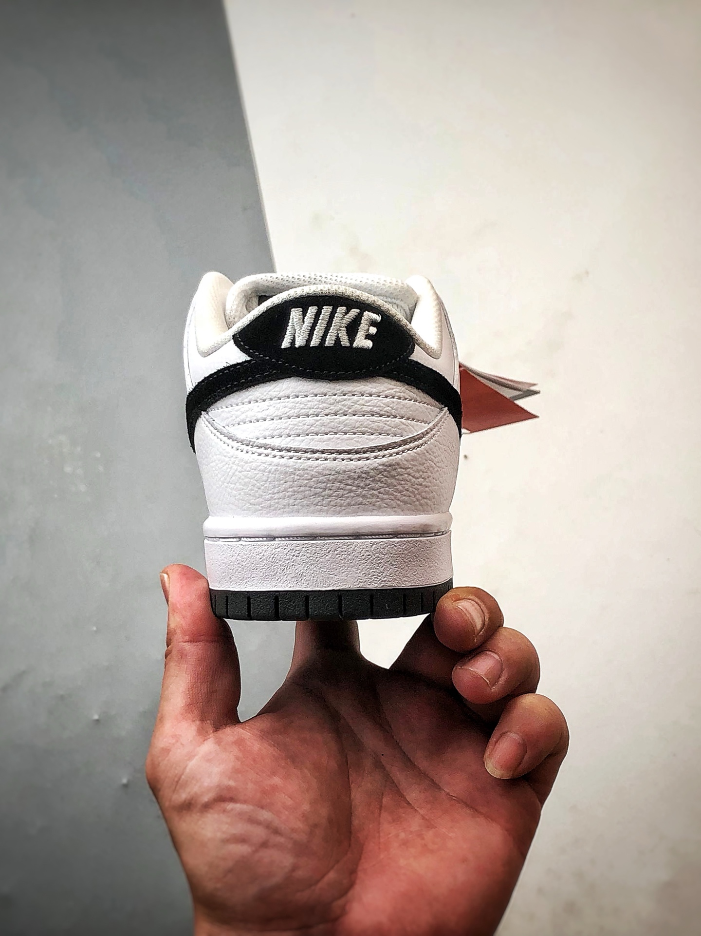 230 性价比触顶 同价区间无对手 NK Dunk SB Low Pro 白黑 低帮复古休闲运动滑板鞋 HF3704-100