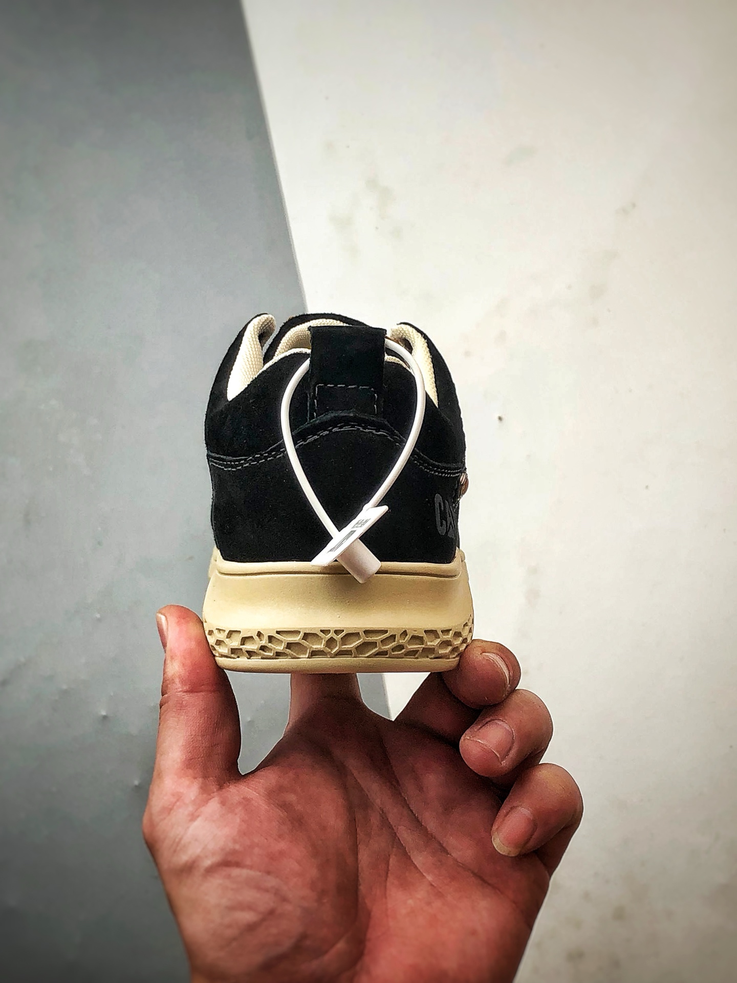 240 CAT/卡特 硬汉推土机品牌 黑色 徒步旅行者百搭休闲旅游休闲鞋-Chinese UA Cheap High Quatity Brand Clothes Bags handbags Sneakers wholesale wholesaler seller from China Factory suppliers Fashion Clothing Shoes best Quality Beautiful Price 240 CAT/卡特 硬汉推土机品牌 黑色 徒步旅行者百搭休闲旅游休闲鞋