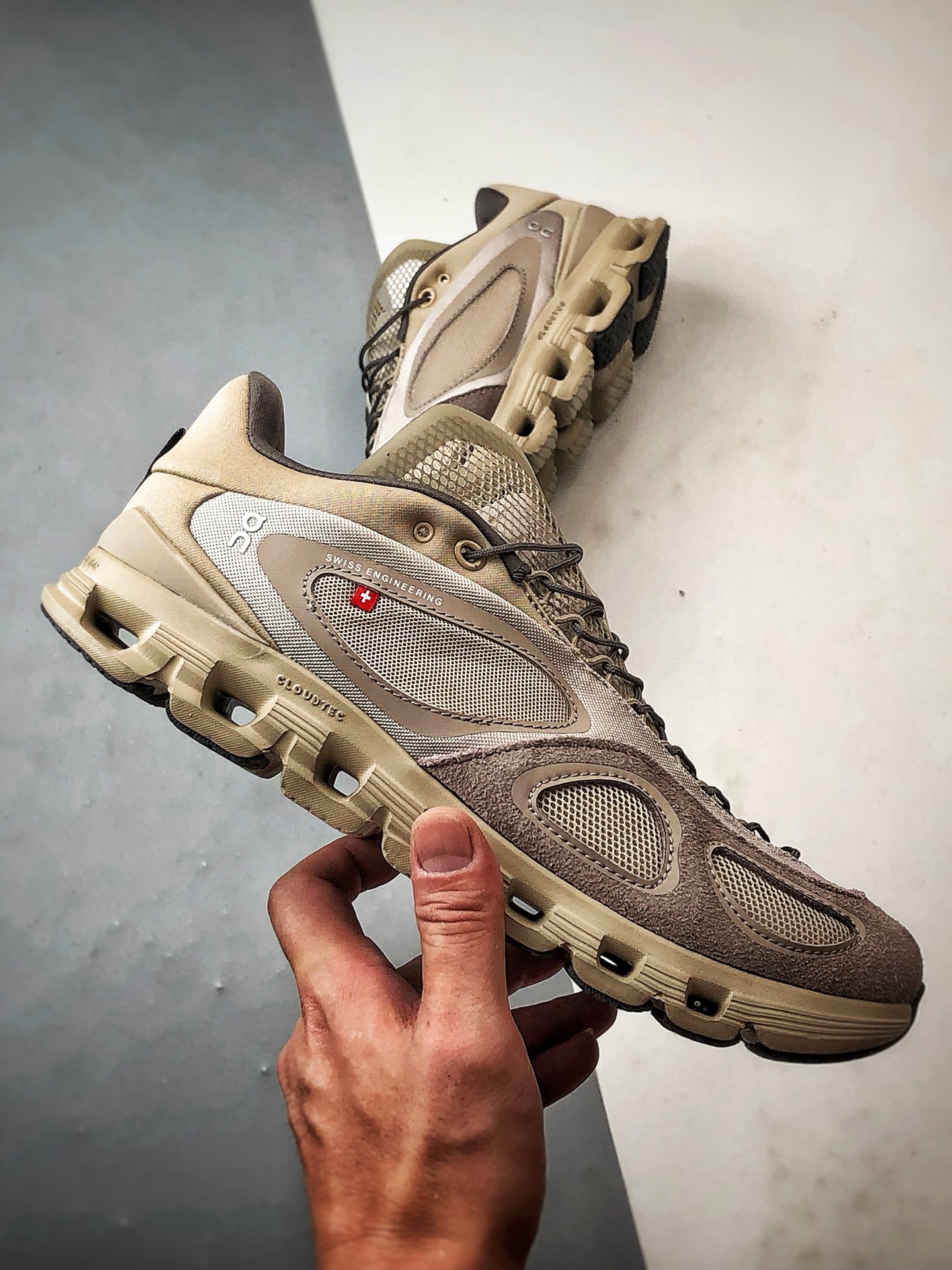 220 FKA Twigs x On昂跑 Cloud X 米棕 联名款舒适轻盈多功能综合低帮跑步鞋