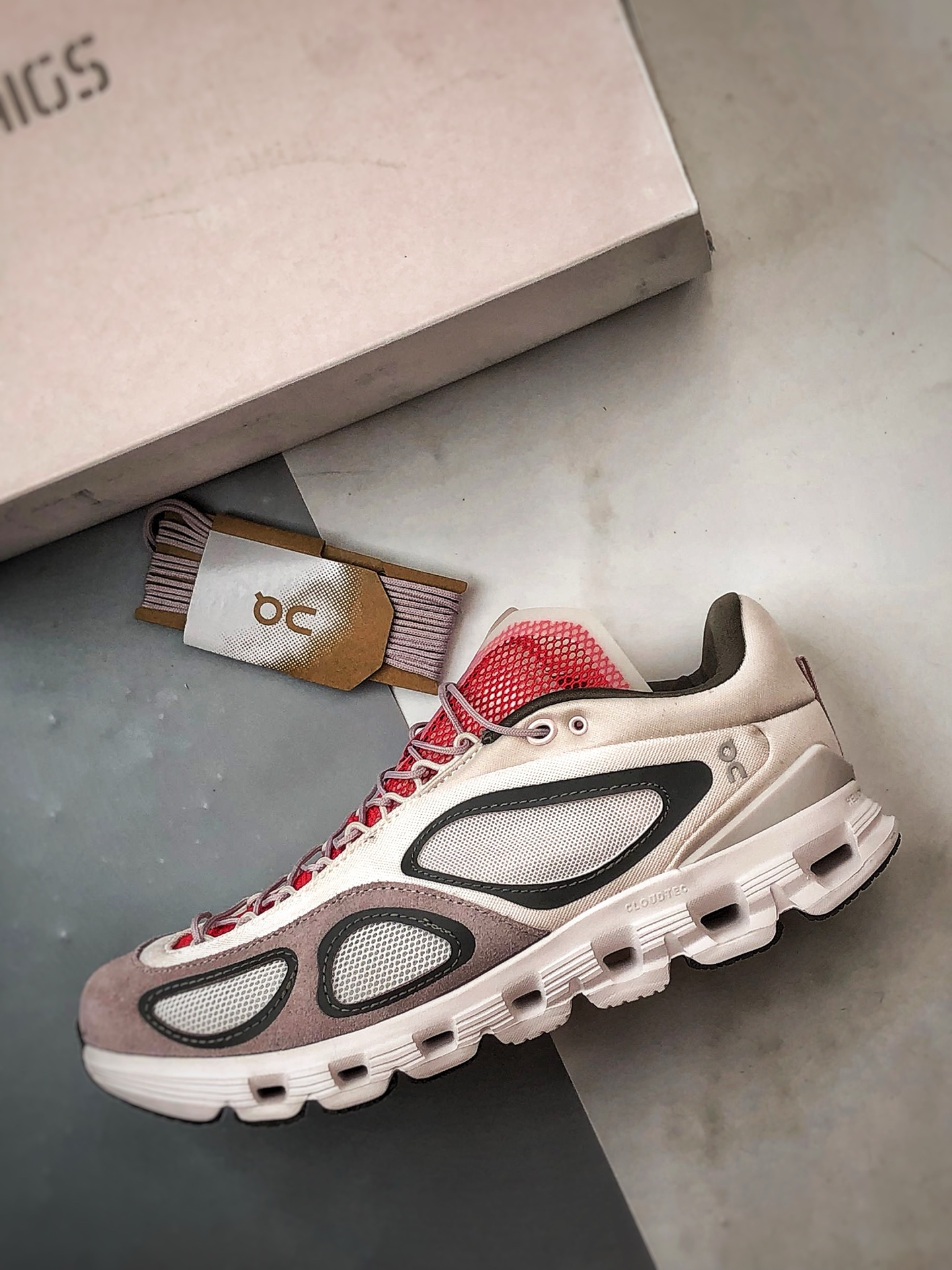 220 FKA Twigs x On昂跑 Cloud X 灰粉 联名款舒适轻盈多功能综合低帮跑步鞋