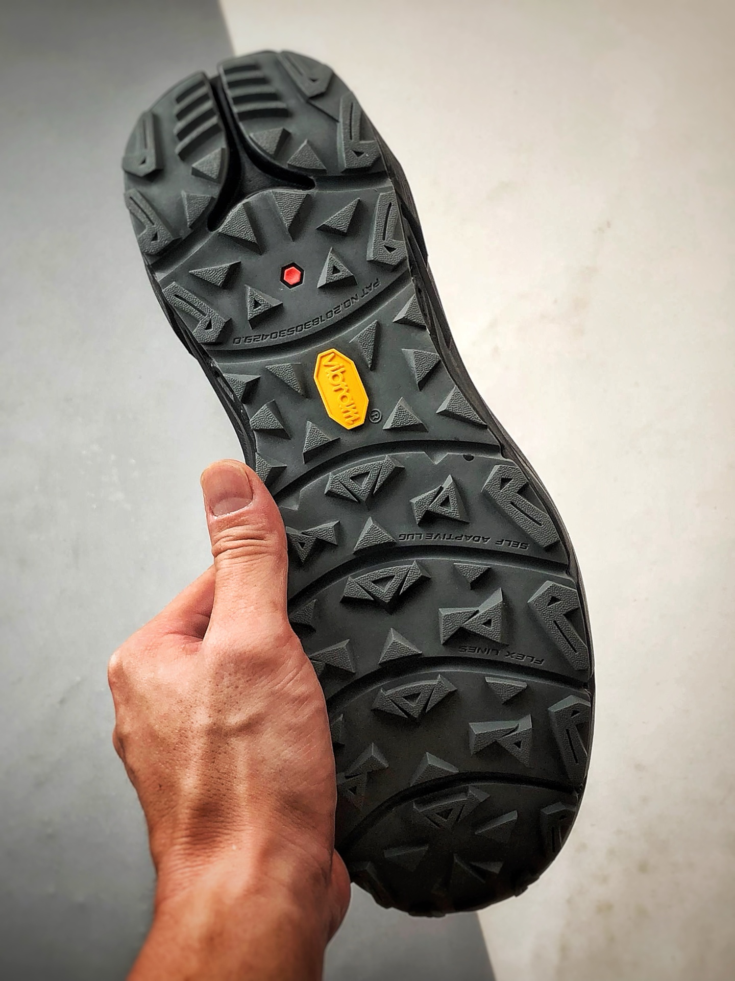 270 KAILAS C4 黑白 凯乐石 户外徒步越野机能跑鞋-Chinese UA Cheap High Quatity Brand Clothes Bags handbags Sneakers wholesale wholesaler seller from China Factory suppliers Fashion Clothing Shoes best Quality Beautiful Price 270 KAILAS C4 黑白 凯乐石 户外徒步越野机能跑鞋