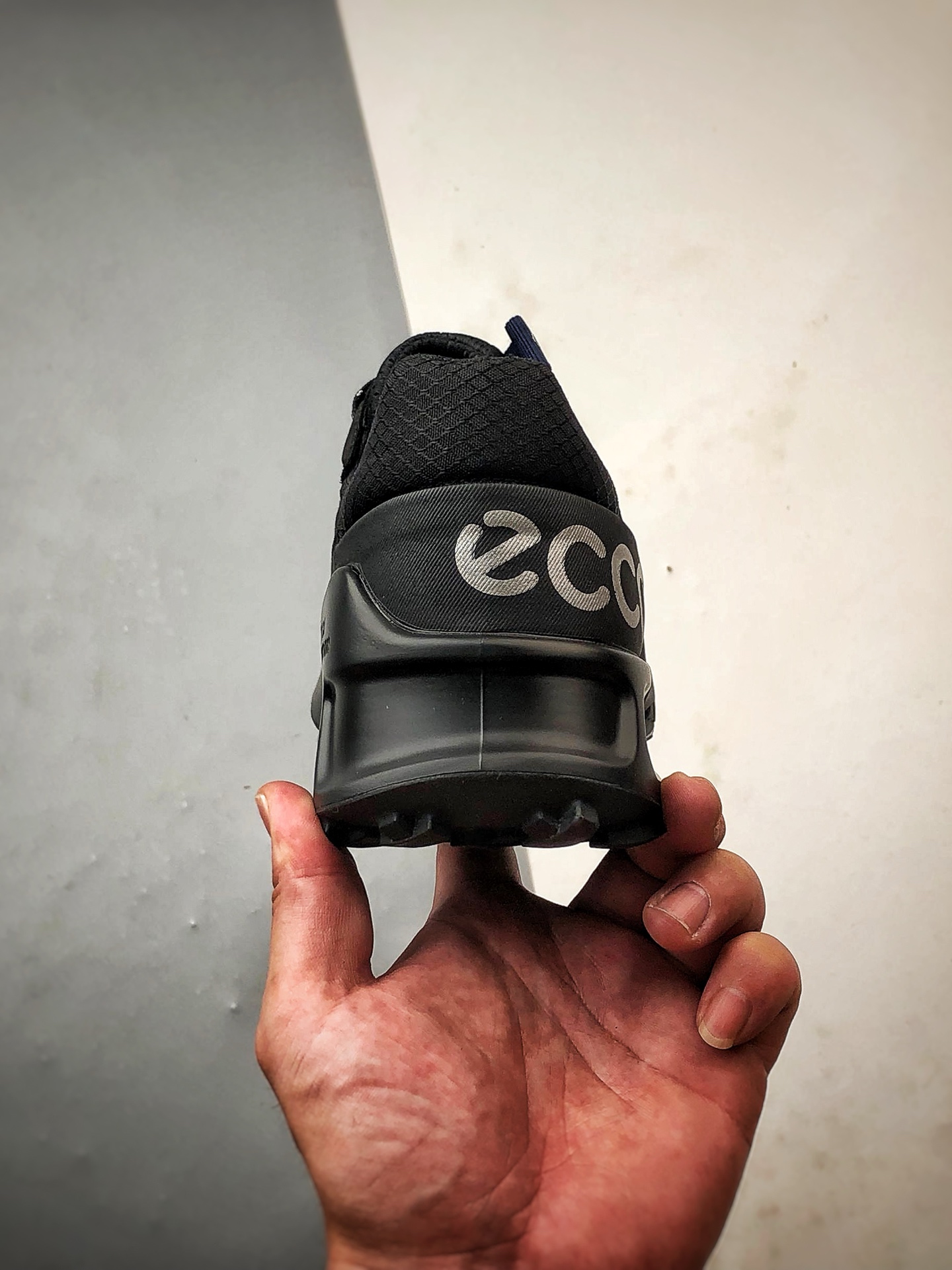 300 Ecco/爱步 BIOM 2.1系列 越野防水透气休闲运动健步鞋 8228345
