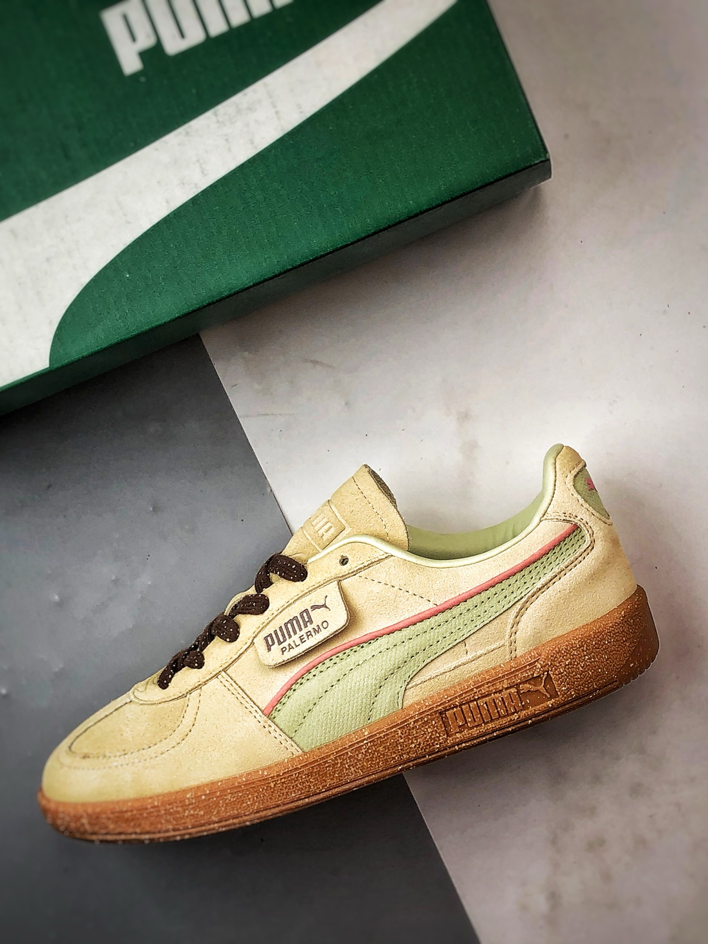 170 Puma Palermo 棕绿色 舒适百搭低帮德训板鞋 398382-02-Chinese UA Cheap High Quatity Brand Clothes Bags handbags Sneakers wholesale wholesaler seller from China Factory suppliers Fashion Clothing Shoes best Quality Beautiful Price 170 Puma Palermo 棕绿色 舒适百搭低帮德训板鞋 398382-02