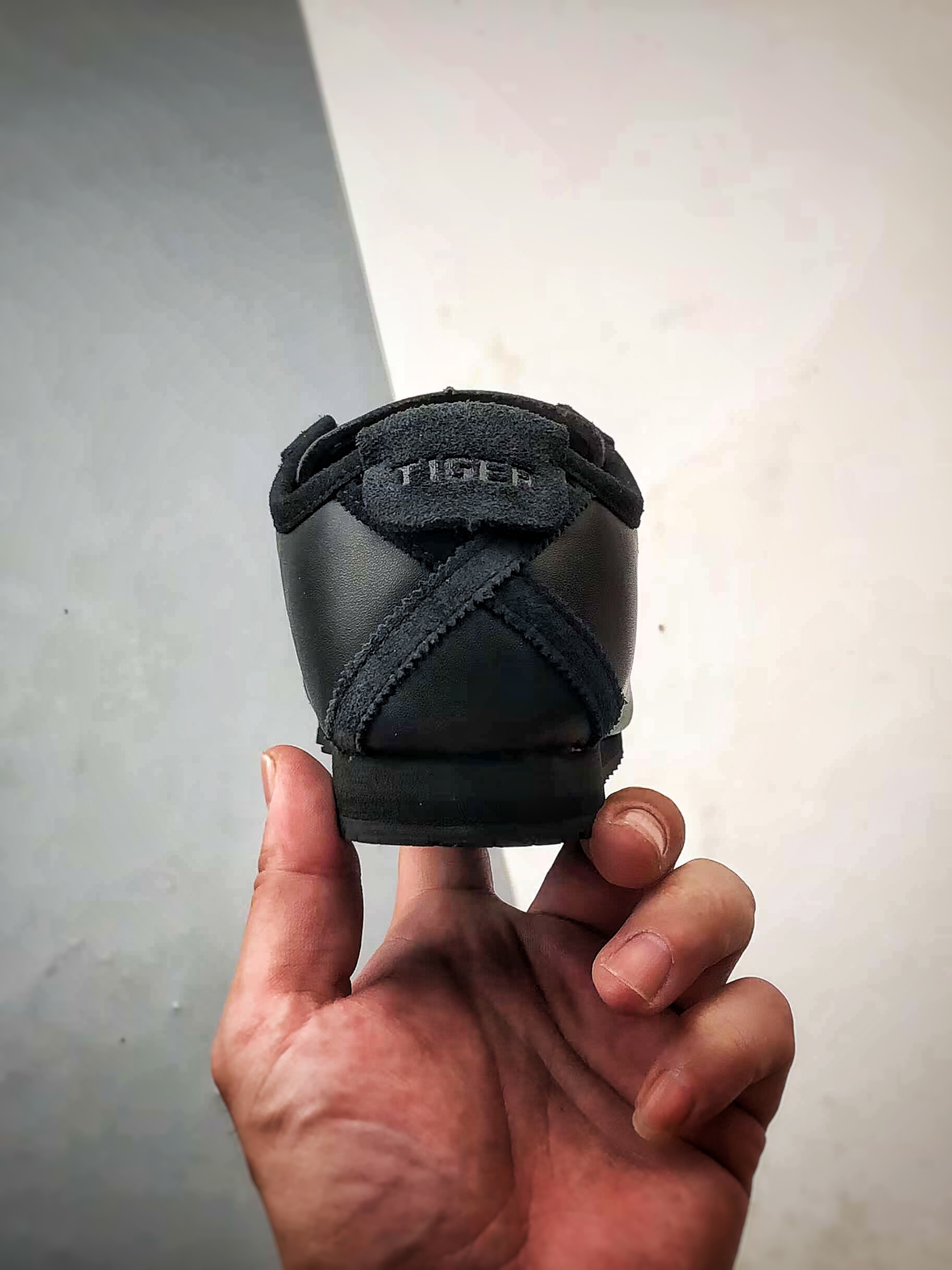 180 Asics 鬼冢虎 Mexico 66 OTP 黑色 1183C476-001