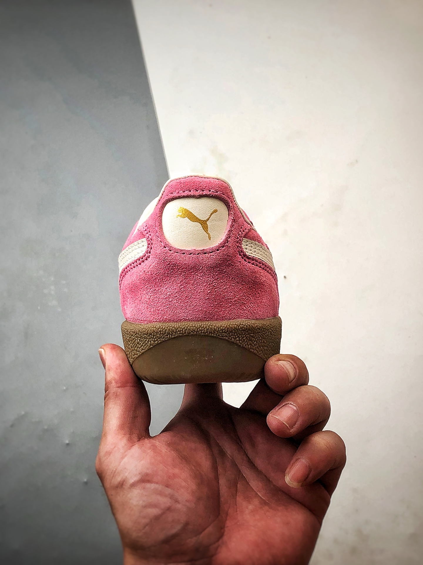 170 Puma Palermo 粉白 舒适百搭低帮德训板鞋 396463-57-Chinese UA Cheap High Quatity Brand Clothes Bags handbags Sneakers wholesale wholesaler seller from China Factory suppliers Fashion Clothing Shoes best Quality Beautiful Price 170 Puma Palermo 粉白 舒适百搭低帮德训板鞋 396463-57