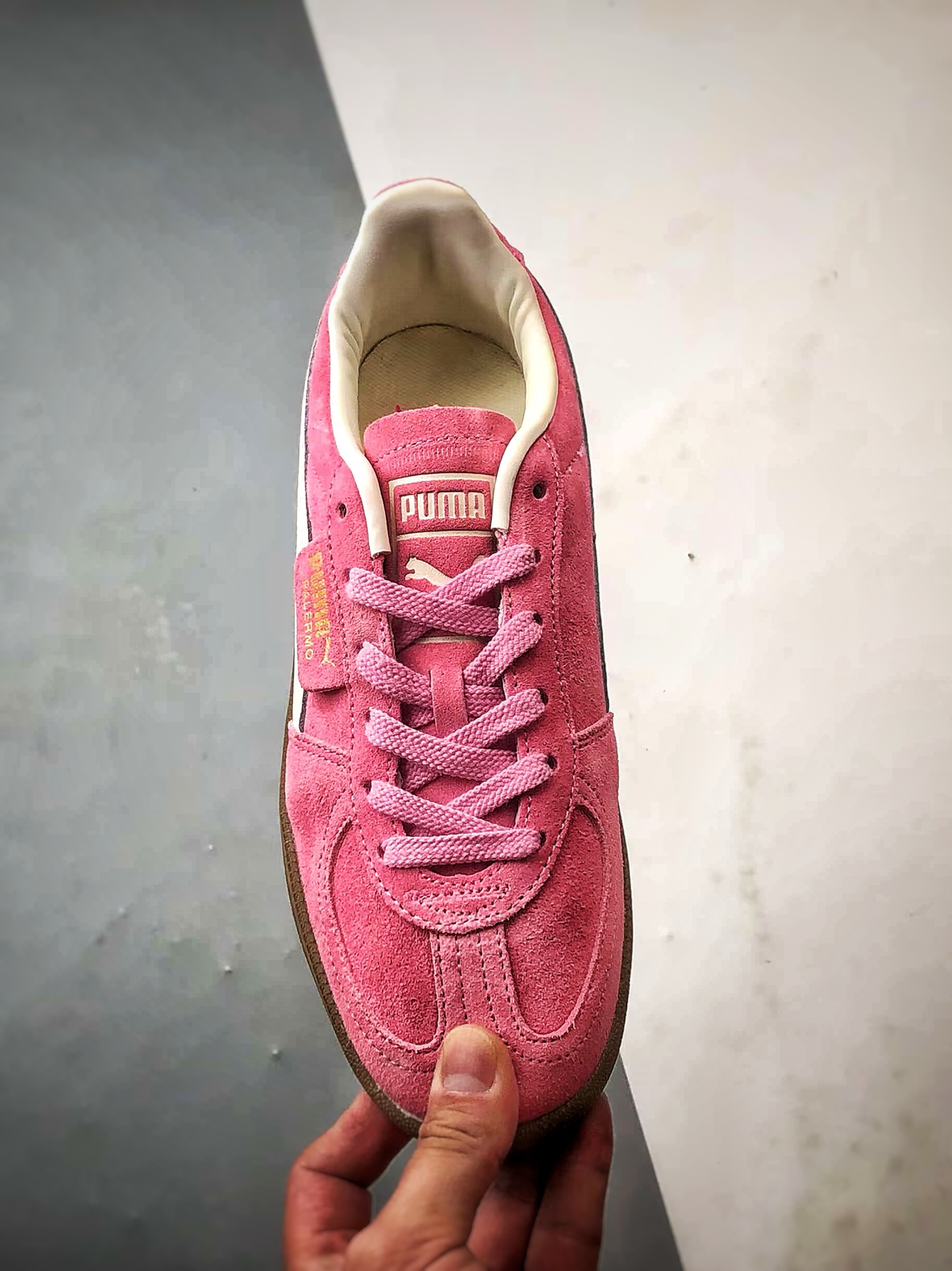 170 Puma Palermo 粉白 舒适百搭低帮德训板鞋 396463-57-Chinese UA Cheap High Quatity Brand Clothes Bags handbags Sneakers wholesale wholesaler seller from China Factory suppliers Fashion Clothing Shoes best Quality Beautiful Price 170 Puma Palermo 粉白 舒适百搭低帮德训板鞋 396463-57