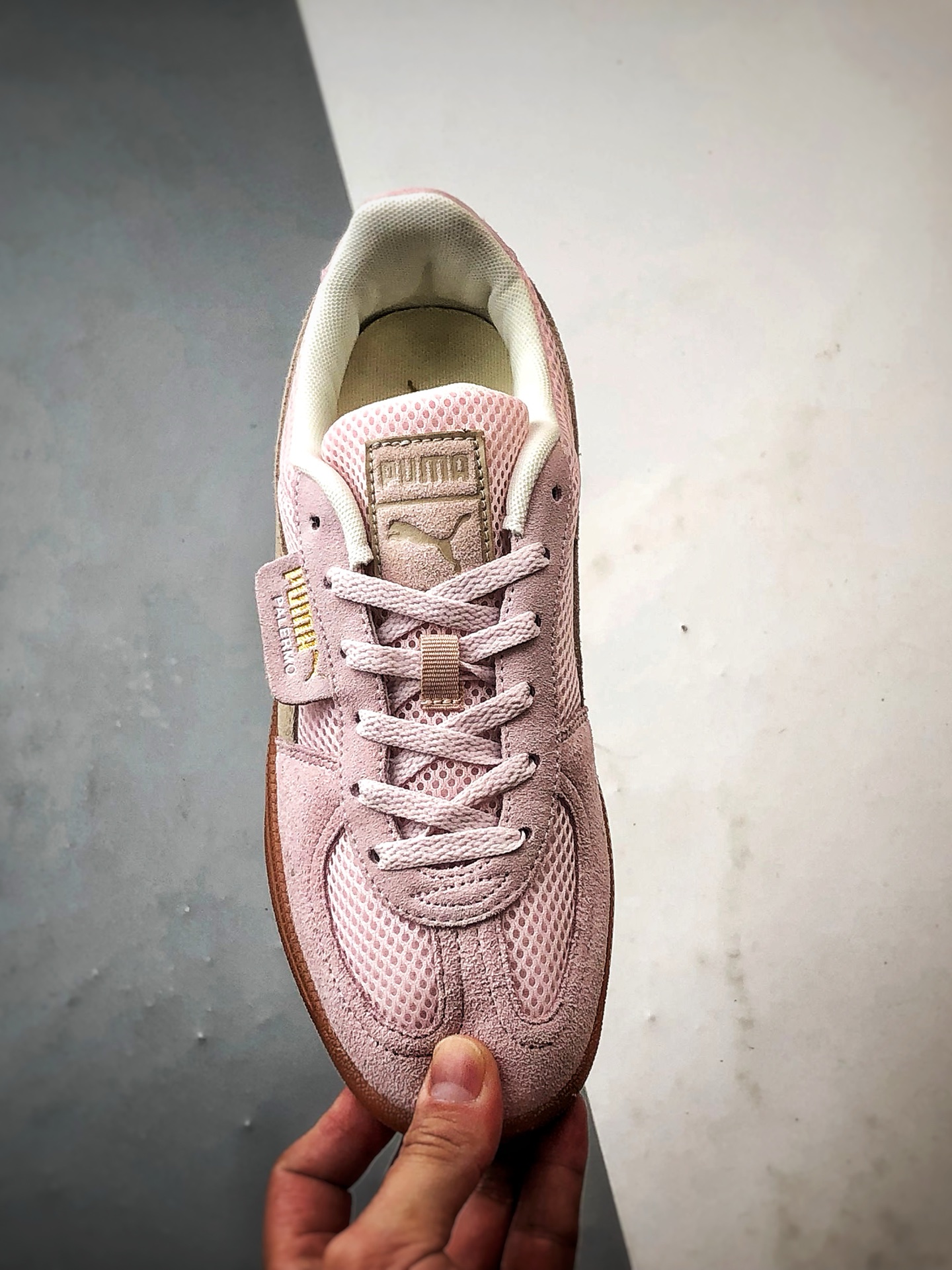 150 Puma Palermo 浅粉 舒适百搭低帮德训板鞋 403954-01-Chinese UA Cheap High Quatity Brand Clothes Bags handbags Sneakers wholesale wholesaler seller from China Factory suppliers Fashion Clothing Shoes best Quality Beautiful Price 150 Puma Palermo 浅粉 舒适百搭低帮德训板鞋 403954-01