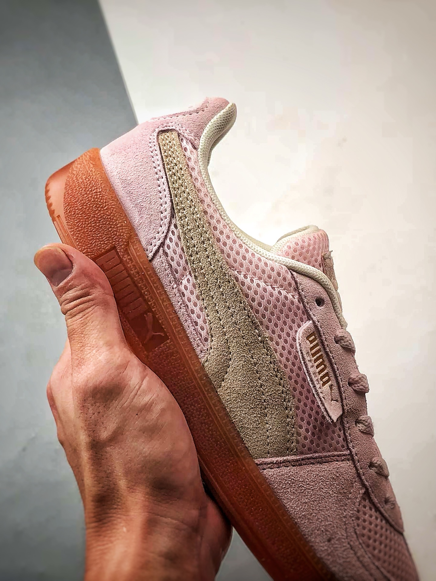 150 Puma Palermo 浅粉 舒适百搭低帮德训板鞋 403954-01-Chinese UA Cheap High Quatity Brand Clothes Bags handbags Sneakers wholesale wholesaler seller from China Factory suppliers Fashion Clothing Shoes best Quality Beautiful Price 150 Puma Palermo 浅粉 舒适百搭低帮德训板鞋 403954-01