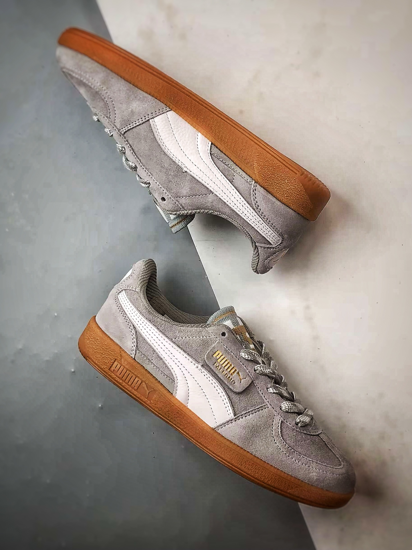 150 Puma Palermo 灰白 舒适百搭低帮德训板鞋 401123-01-Chinese UA Cheap High Quatity Brand Clothes Bags handbags Sneakers wholesale wholesaler seller from China Factory suppliers Fashion Clothing Shoes best Quality Beautiful Price 150 Puma Palermo 灰白 舒适百搭低帮德训板鞋 401123-01