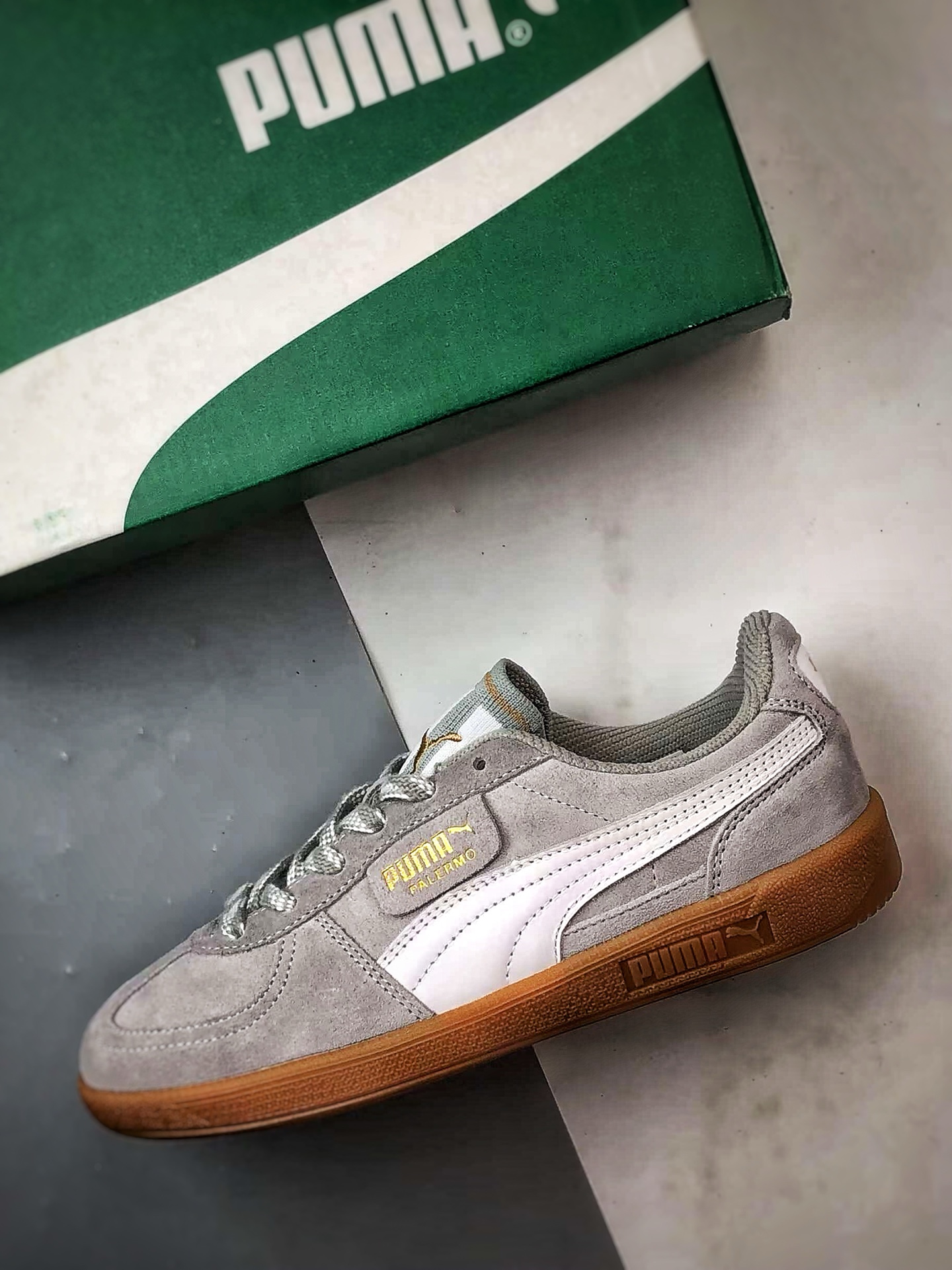 150 Puma Palermo 灰白 舒适百搭低帮德训板鞋 401123-01-Chinese UA Cheap High Quatity Brand Clothes Bags handbags Sneakers wholesale wholesaler seller from China Factory suppliers Fashion Clothing Shoes best Quality Beautiful Price 150 Puma Palermo 灰白 舒适百搭低帮德训板鞋 401123-01