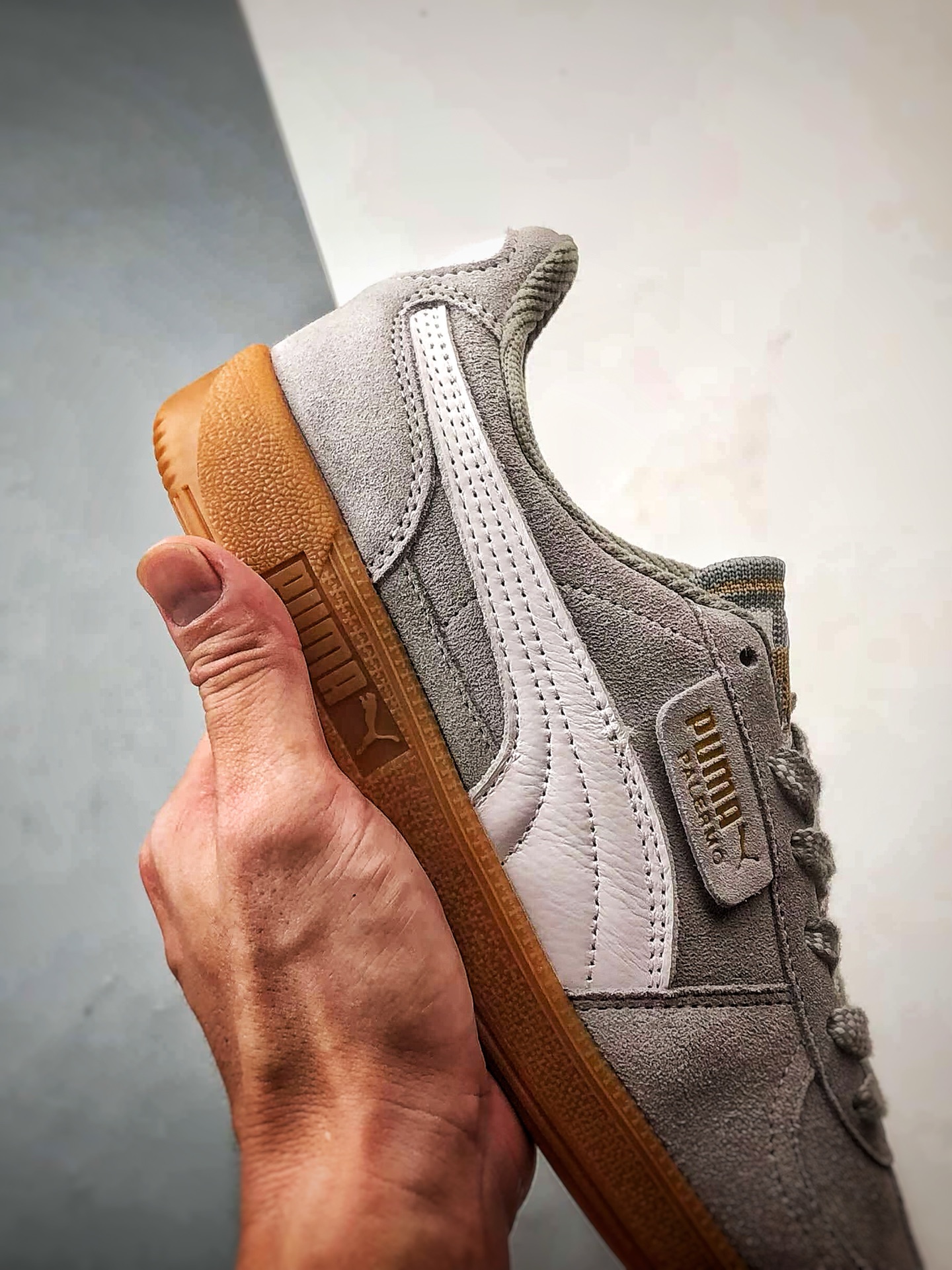 150 Puma Palermo 灰白 舒适百搭低帮德训板鞋 401123-01-Chinese UA Cheap High Quatity Brand Clothes Bags handbags Sneakers wholesale wholesaler seller from China Factory suppliers Fashion Clothing Shoes best Quality Beautiful Price 150 Puma Palermo 灰白 舒适百搭低帮德训板鞋 401123-01