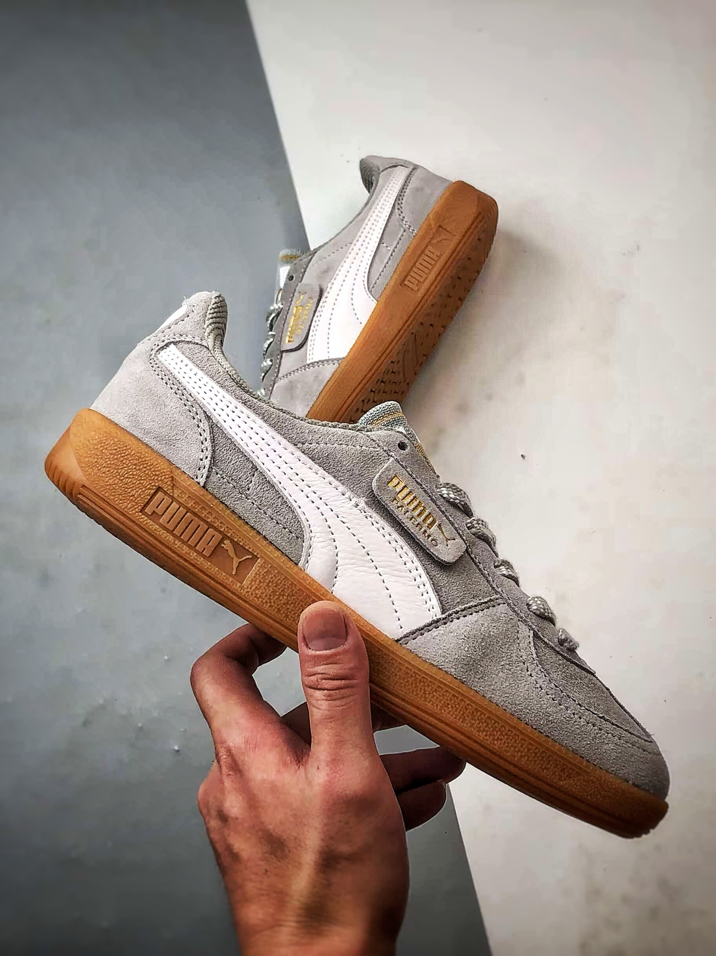 150 Puma Palermo 灰白 舒适百搭低帮德训板鞋 401123-01-Chinese UA Cheap High Quatity Brand Clothes Bags handbags Sneakers wholesale wholesaler seller from China Factory suppliers Fashion Clothing Shoes best Quality Beautiful Price 150 Puma Palermo 灰白 舒适百搭低帮德训板鞋 401123-01