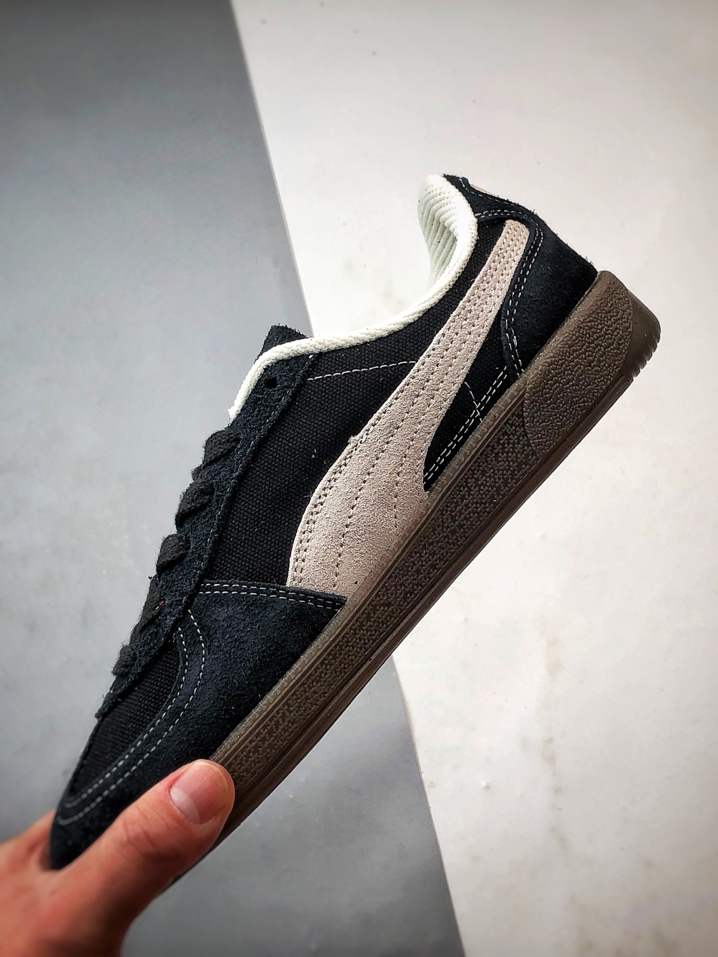 150 Puma Palermo 黑米 舒适百搭低帮德训板鞋 396841-01