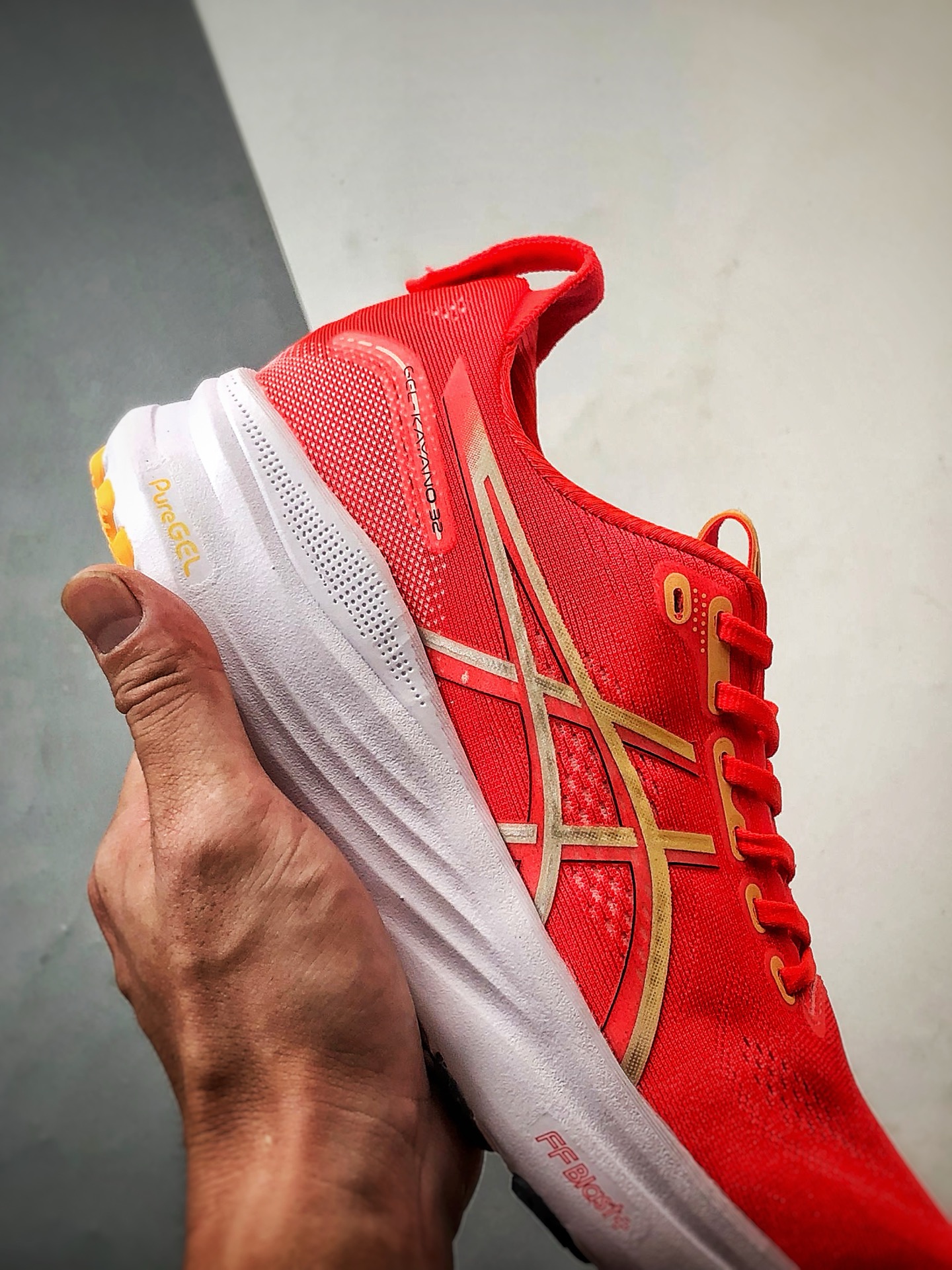 180 Asics Gel-Kayano 32 橙红色 卡亚诺32代有氧轻量运动慢跑鞋 1011C052-600