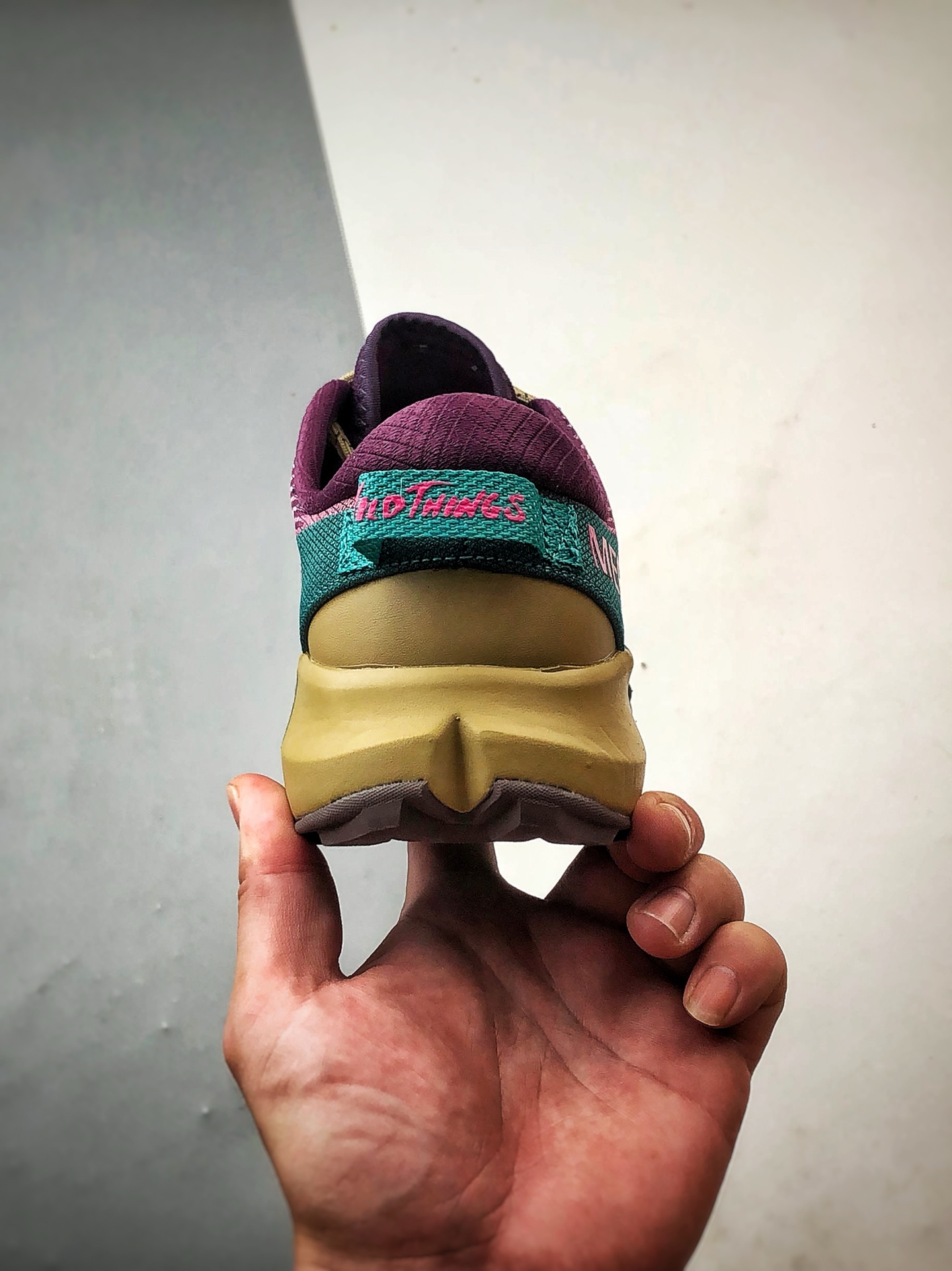 210 Merrell迈乐 Agility Peak 4 紫绿 简约舒适蜂鸟户外织物透气越野跑步鞋