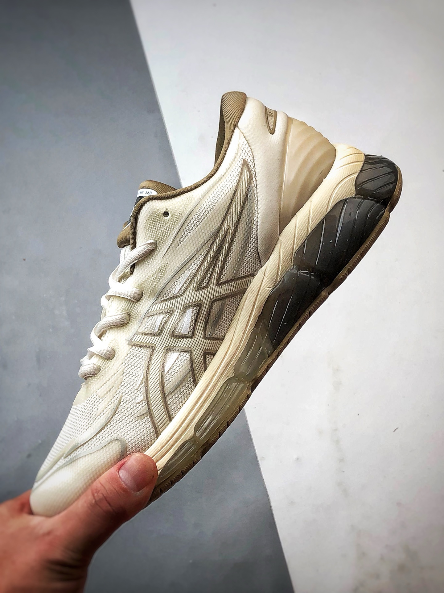 190 Asics Gel-Quantum 360 8 米白色 亚瑟士量子系列硅胶回弹休闲运动跑步鞋 1203A402-101