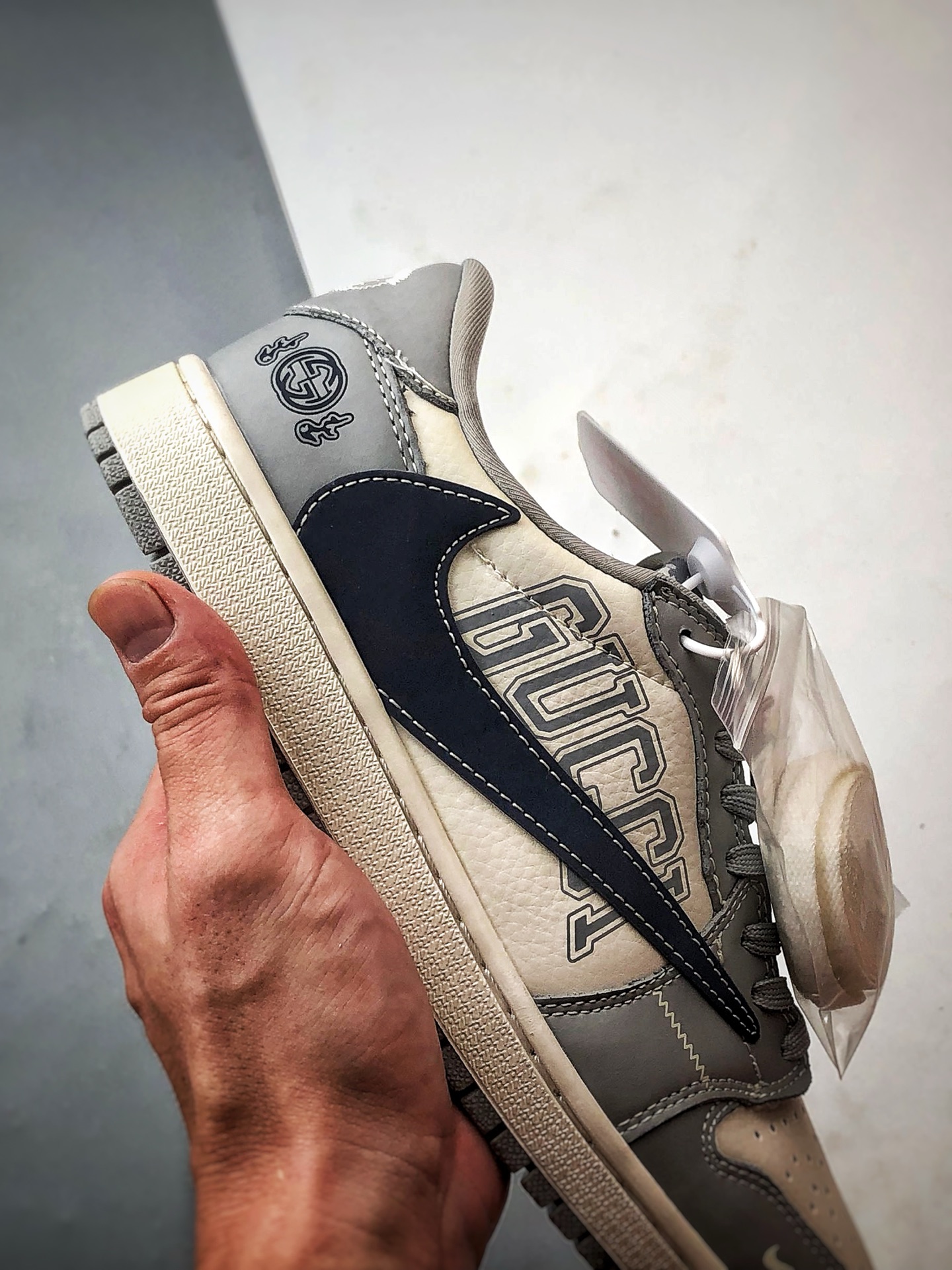 290 Air Jordan 1 Low ”高端定制” 古驰米白灰藏青倒钩 LD2025-023