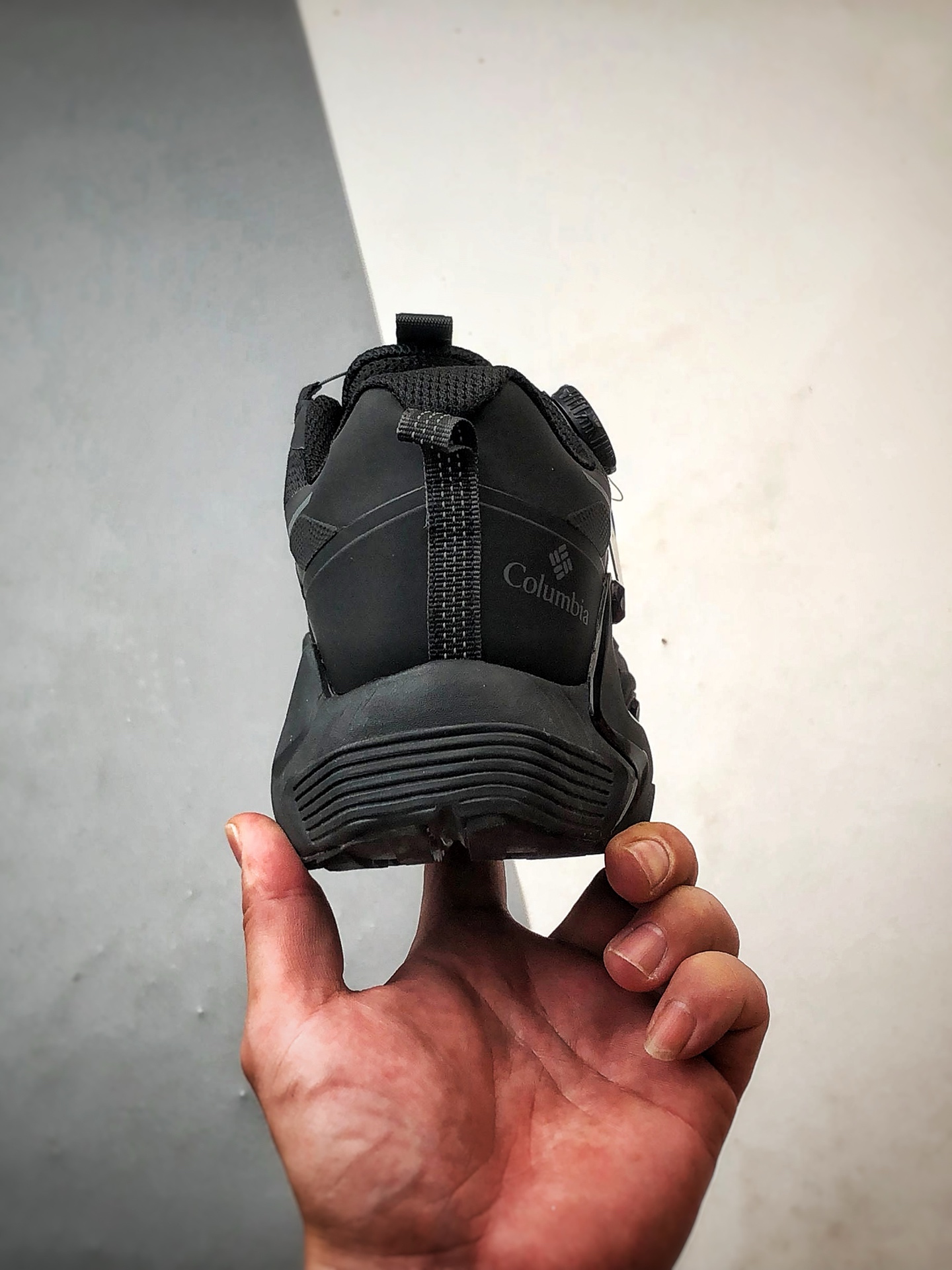 240 Columbia/哥伦比亚 黑色 男士徒步越野机能运动跑鞋