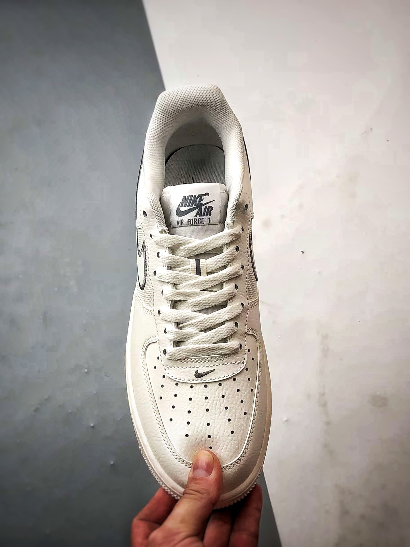 Air Force 1 '07 Low 米灰 IB7677-101