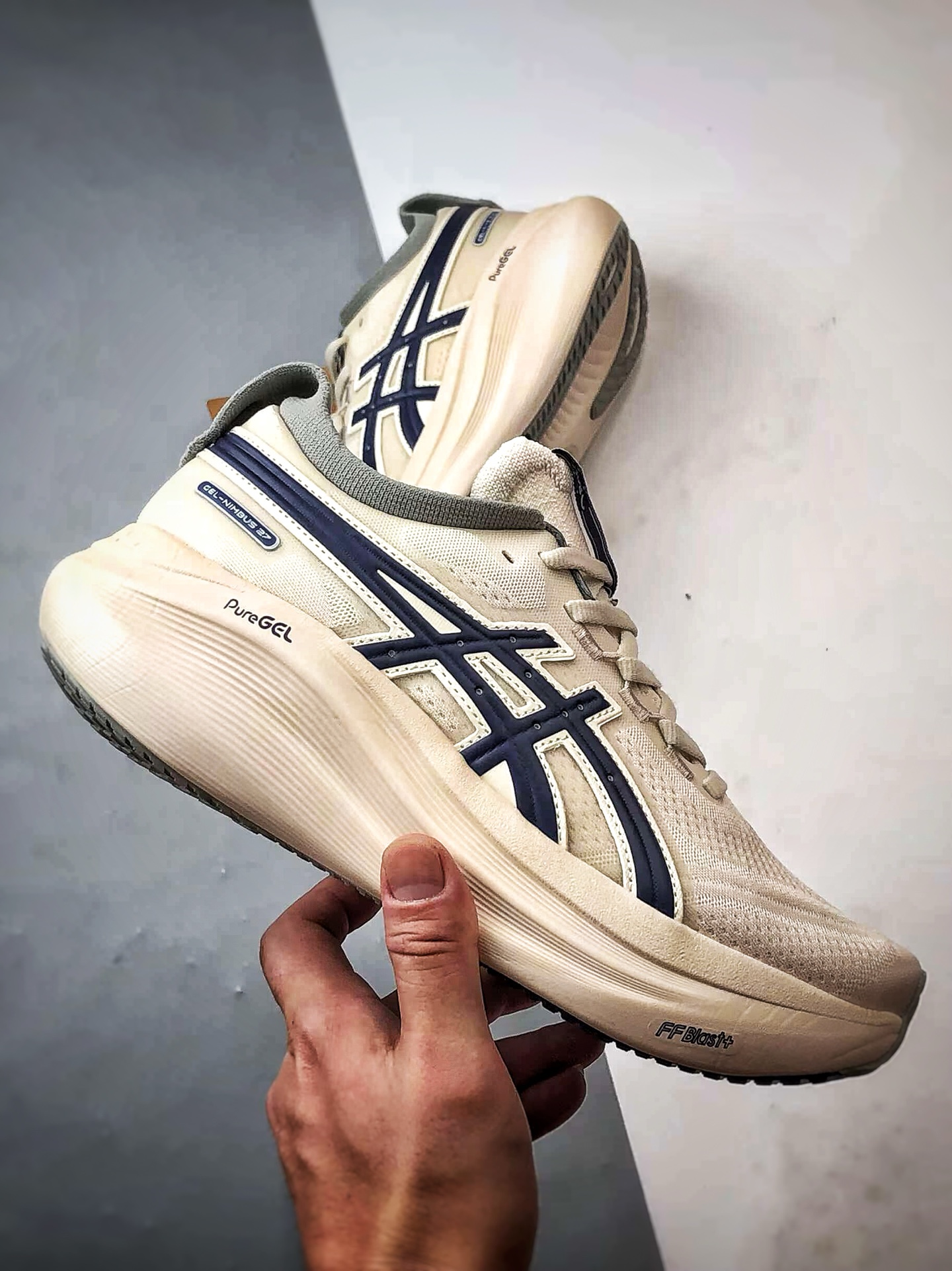 210 Asics Gel-Nimbus 27 靛蓝色 亚瑟士27代舒适轻盈休闲跑步鞋 1011C028-200