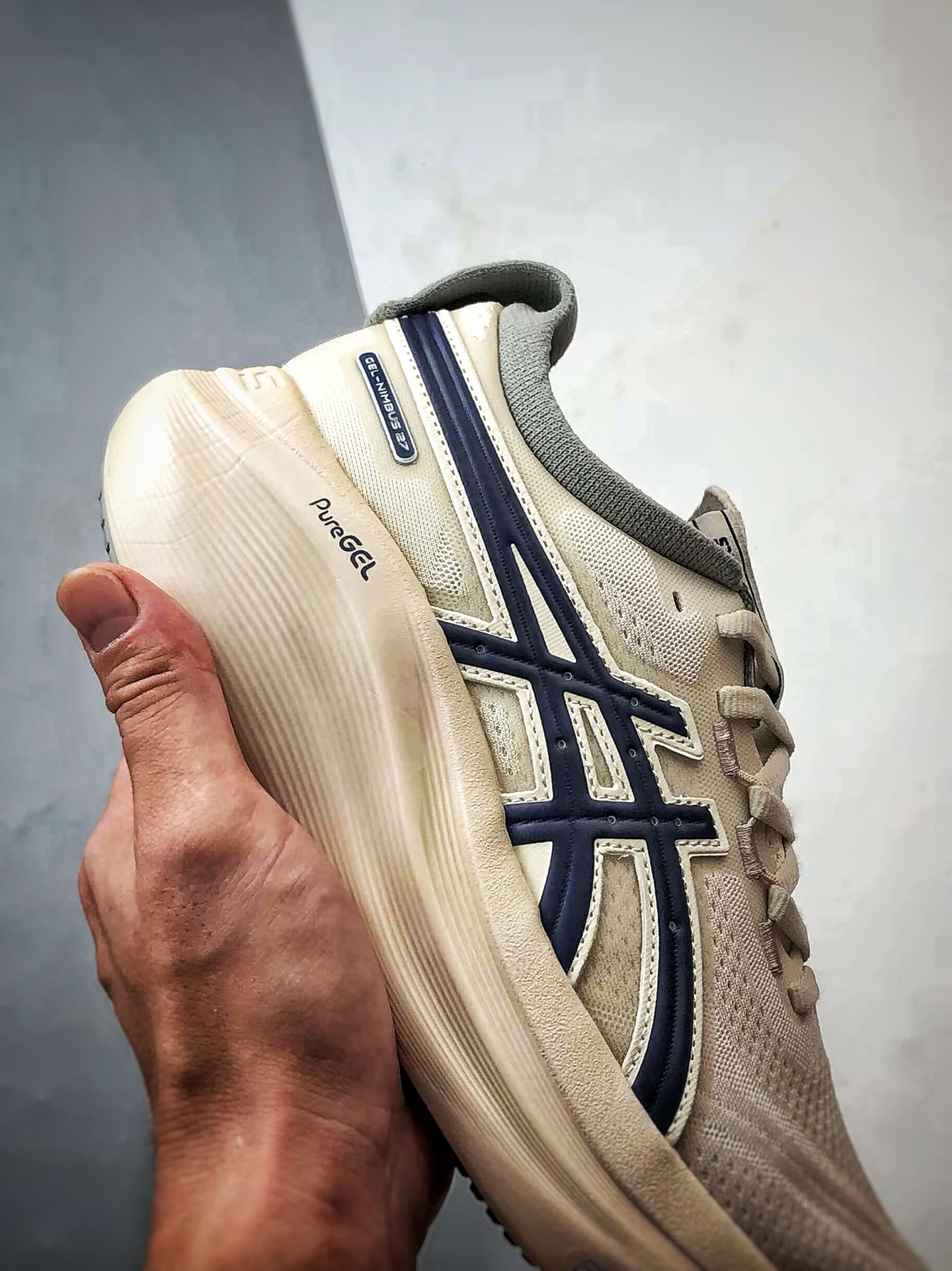 210 Asics Gel-Nimbus 27 靛蓝色 亚瑟士27代舒适轻盈休闲跑步鞋 1011C028-200