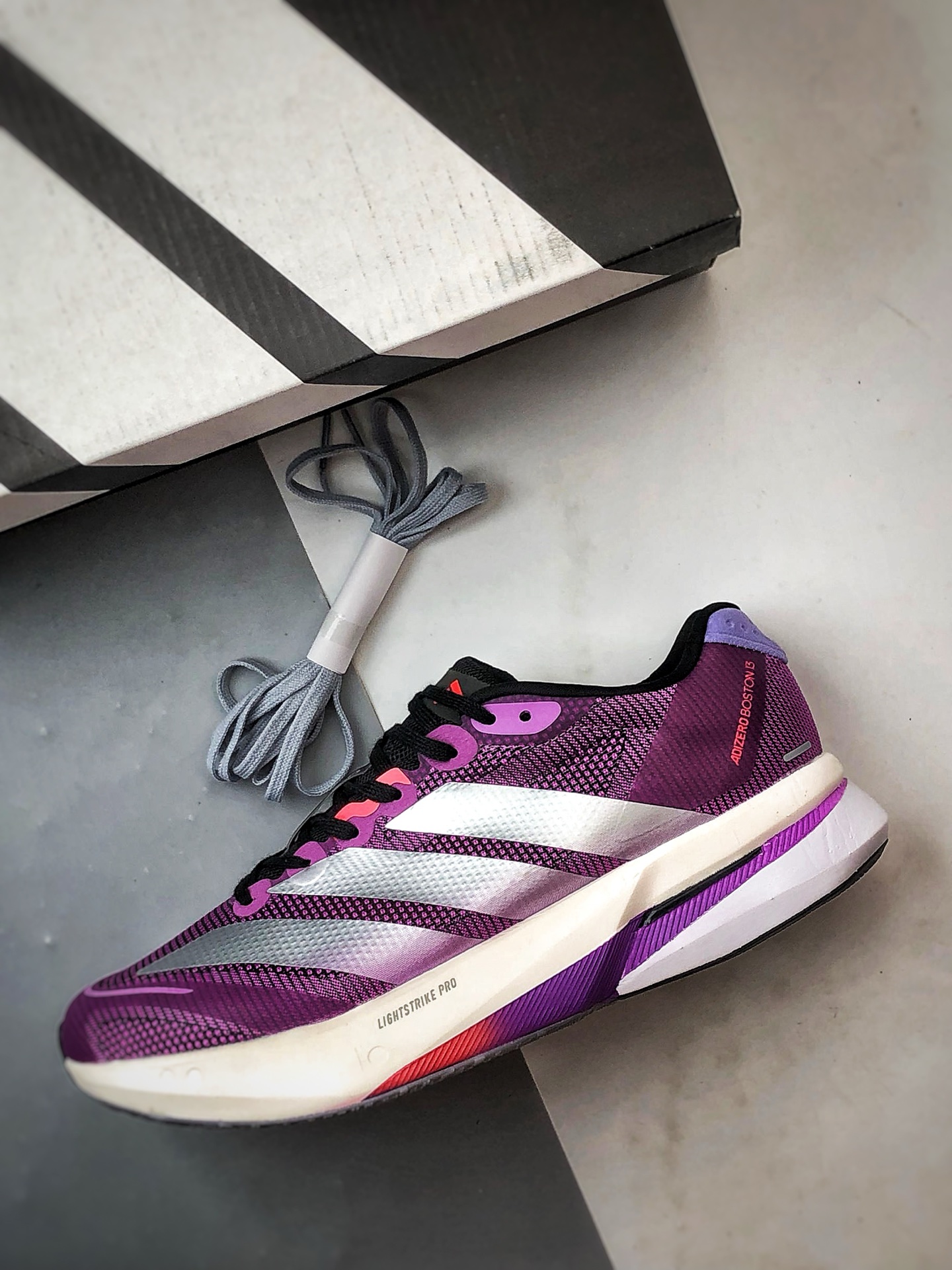 AD Adizero Boston 13 紫色 波士顿13超轻缓震玻纤柱竞速跑鞋 JS4943-Top High Quatity Cheap Sneakers Fashion Clothing Clothes Bags handbags Shoes of all Brand wholesale With The best Quality And Beautiful Price from China Factory Chinese suppliers wholesaler seller AD Adizero Boston 13 紫色 波士顿13超轻缓震玻纤柱竞速跑鞋 JS4943