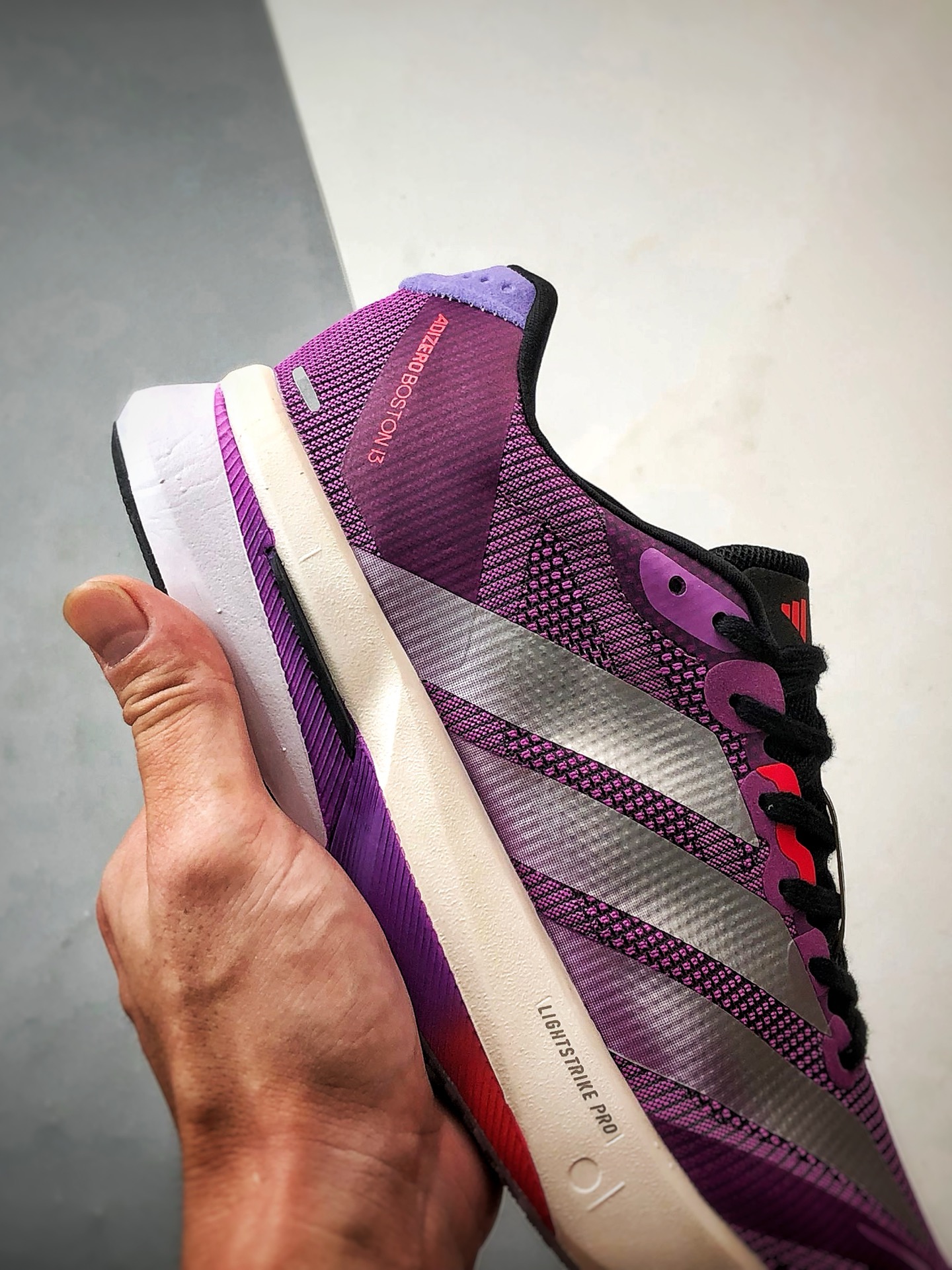 AD Adizero Boston 13 紫色 波士顿13超轻缓震玻纤柱竞速跑鞋 JS4943-Top High Quatity Cheap Sneakers Fashion Clothing Clothes Bags handbags Shoes of all Brand wholesale With The best Quality And Beautiful Price from China Factory Chinese suppliers wholesaler seller AD Adizero Boston 13 紫色 波士顿13超轻缓震玻纤柱竞速跑鞋 JS4943