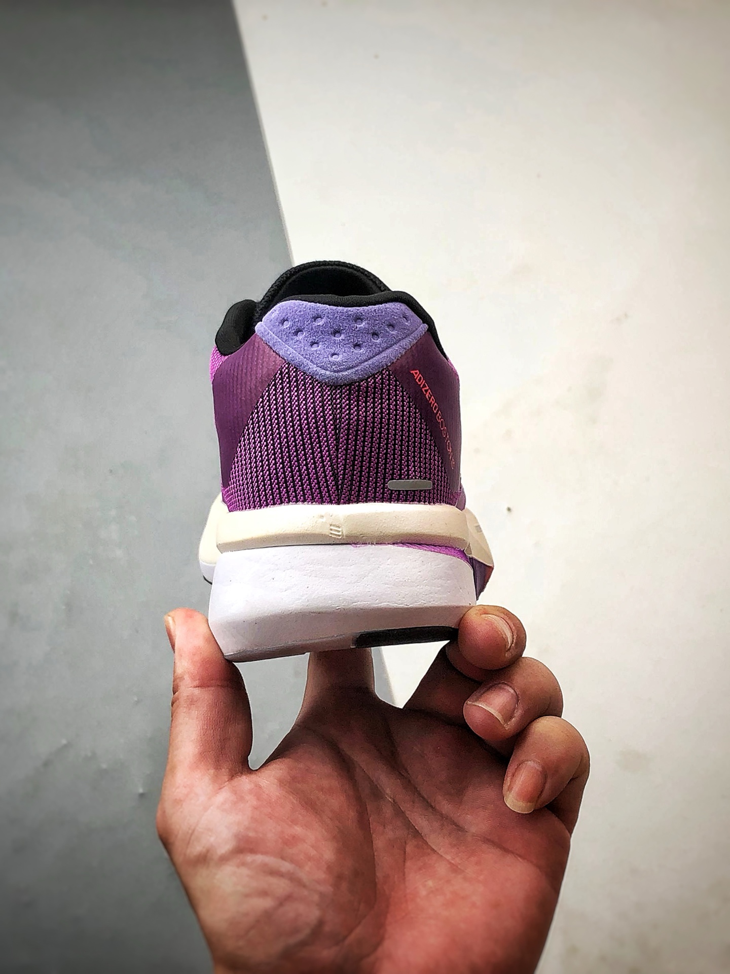 AD Adizero Boston 13 紫色 波士顿13超轻缓震玻纤柱竞速跑鞋 JS4943-Top High Quatity Cheap Sneakers Fashion Clothing Clothes Bags handbags Shoes of all Brand wholesale With The best Quality And Beautiful Price from China Factory Chinese suppliers wholesaler seller AD Adizero Boston 13 紫色 波士顿13超轻缓震玻纤柱竞速跑鞋 JS4943