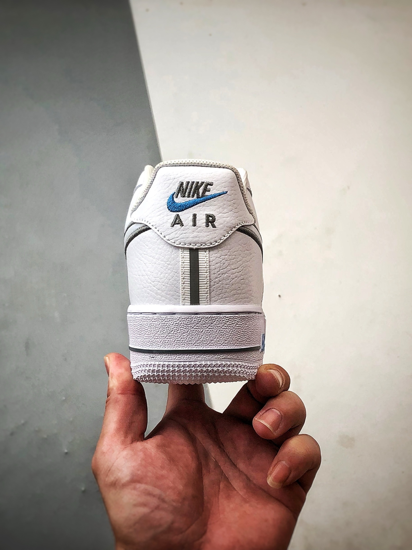 Air Force 1 '07 Low 白灰蓝 IB7677-100