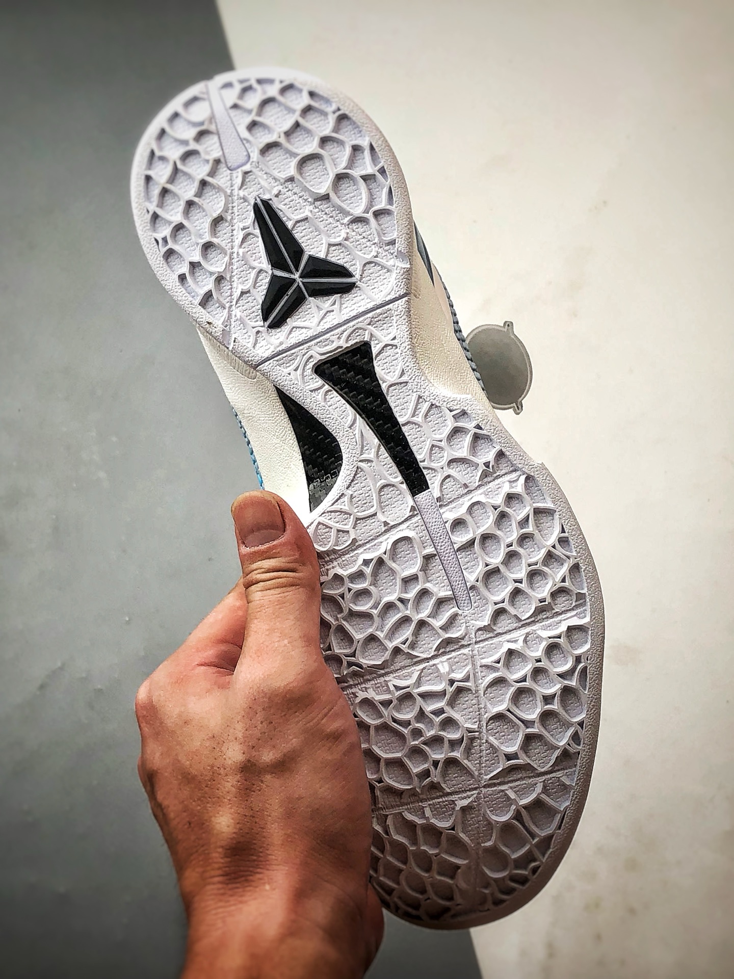 NK Zoom Kobe 6 Protro ”Dodgers” EP 灭世 科比6代 冰蓝 焕新登场 厚积薄发 IO3672-400