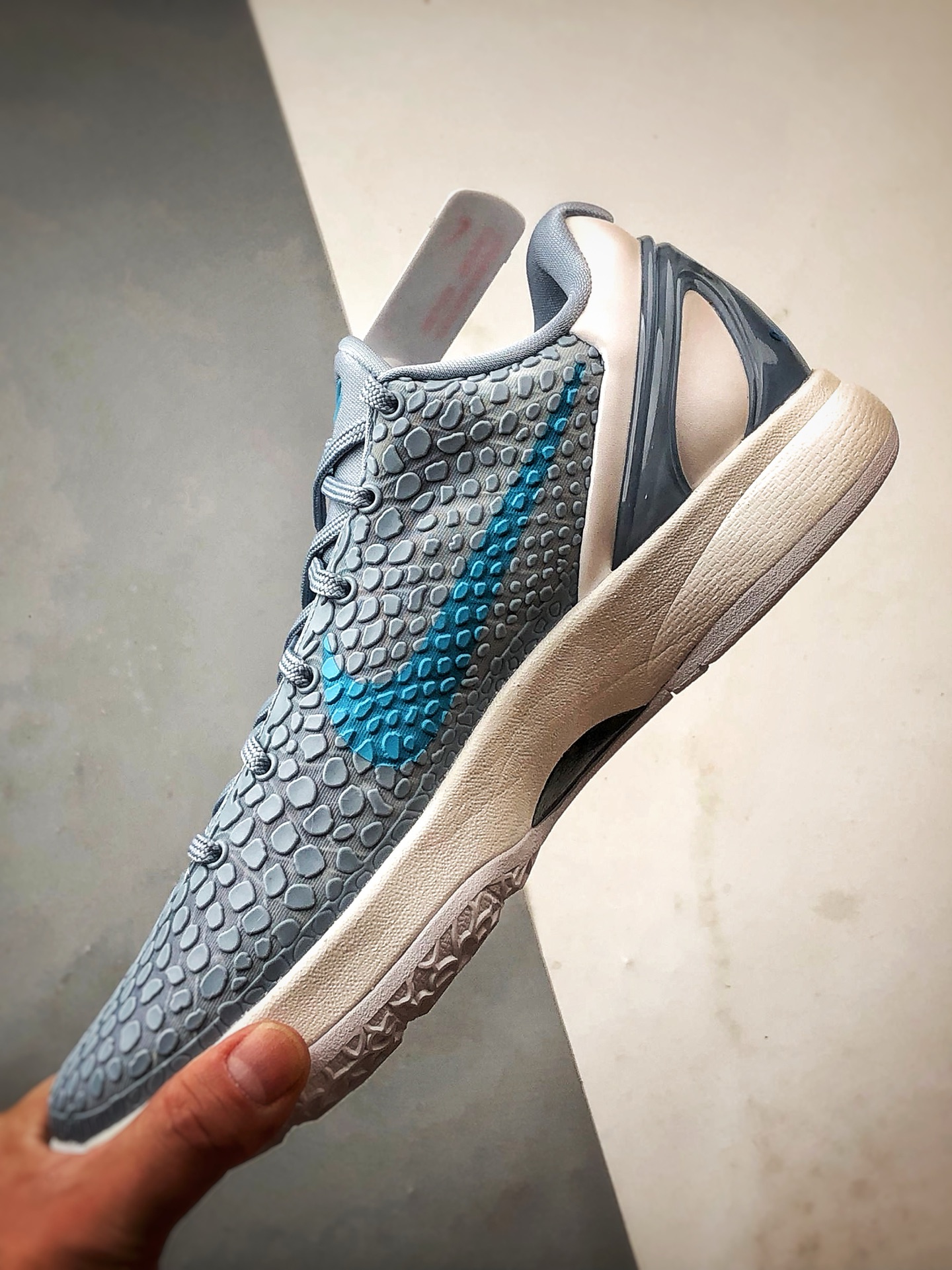 NK Zoom Kobe 6 Protro ”Dodgers” EP 灭世 科比6代 冰蓝 焕新登场 厚积薄发 IO3672-400