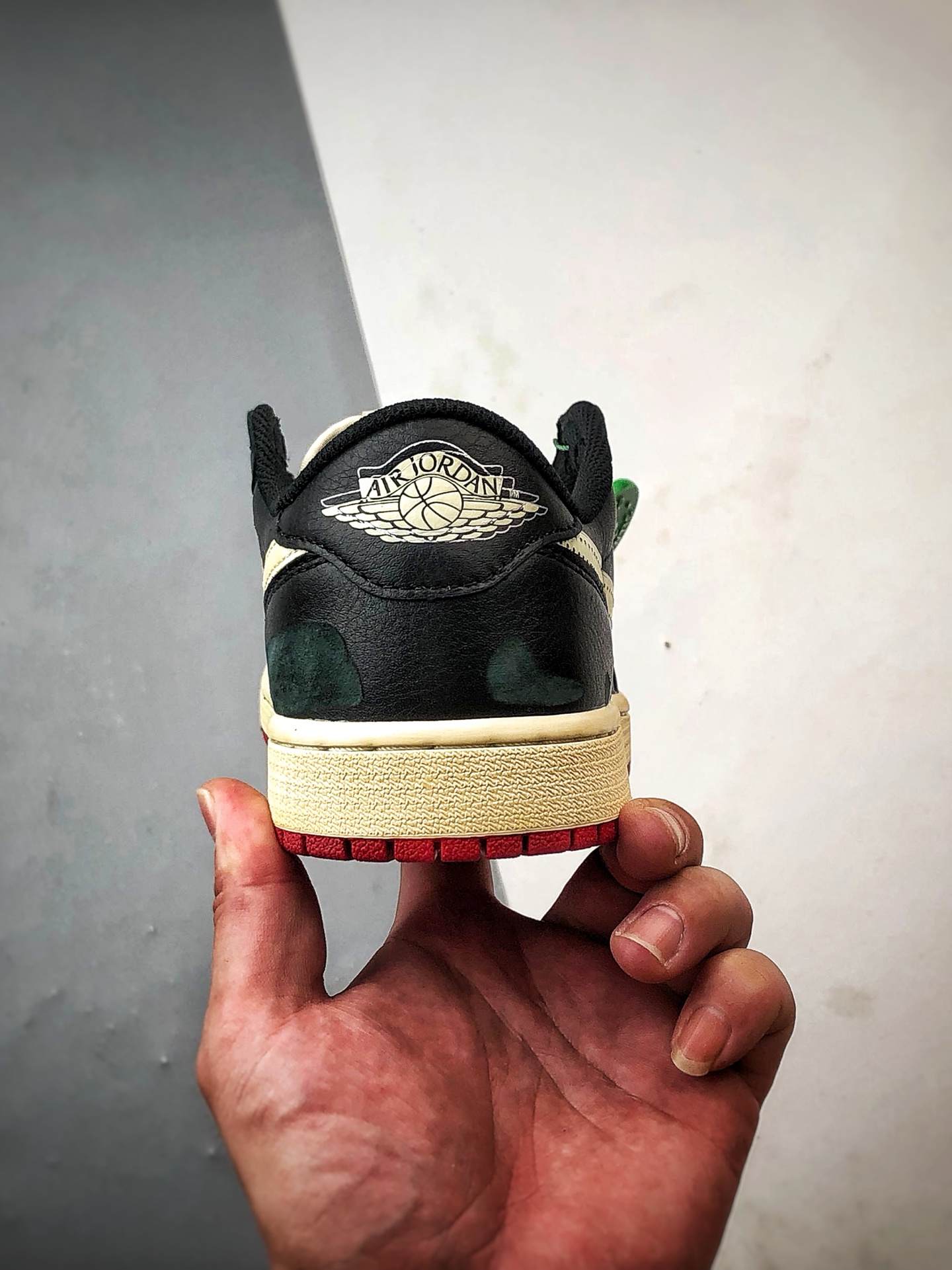 Nigel Sylvester x Air Jordan 1 Low Nitro ”Better With Time” 联名做旧黑白红 IB8958-001