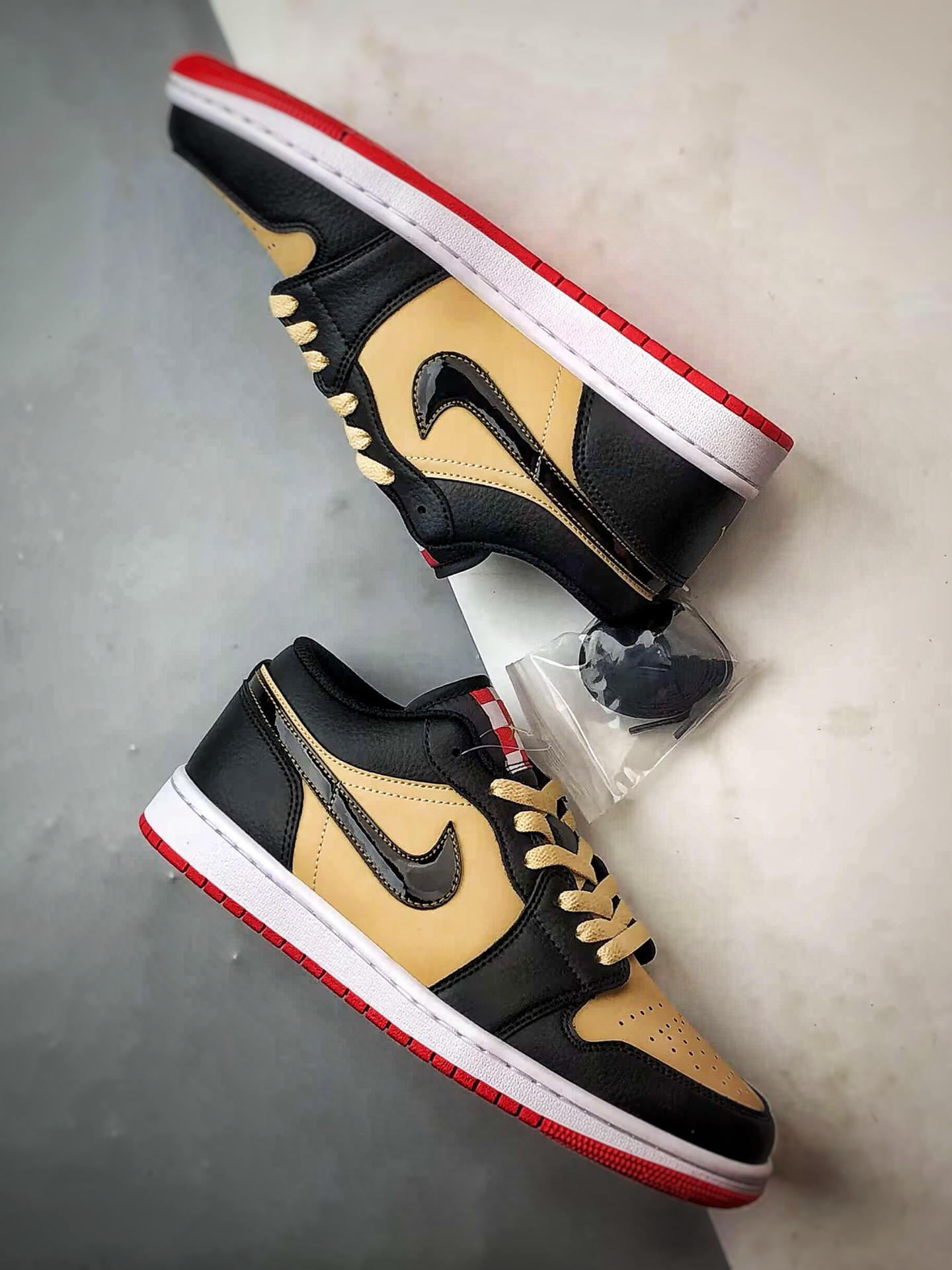 Air Jordan 1 Low 棕褐黑 HQ2016-200