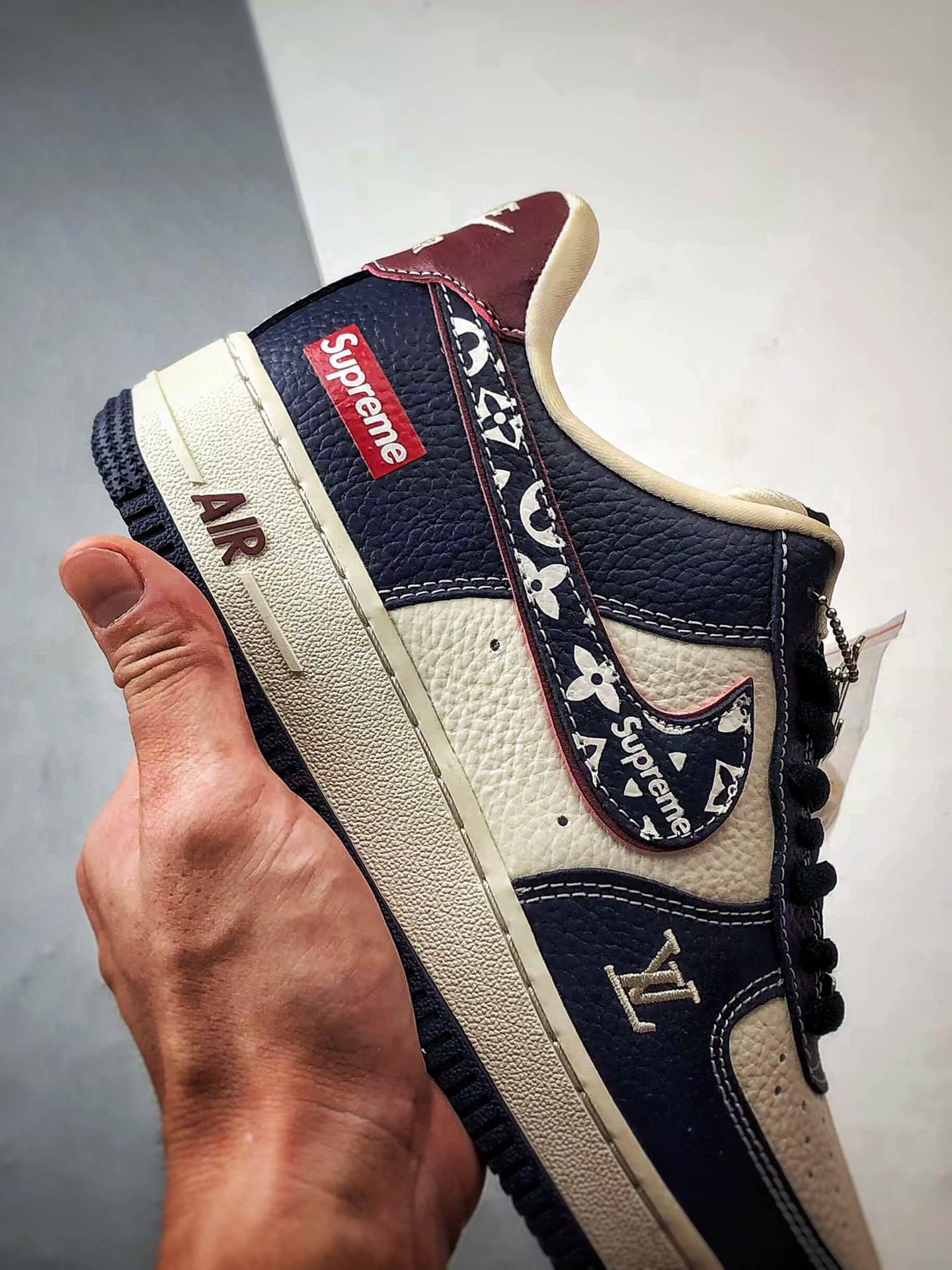 LV x Sup x Air Force 1 Low 白蓝酒红 YF9511-801